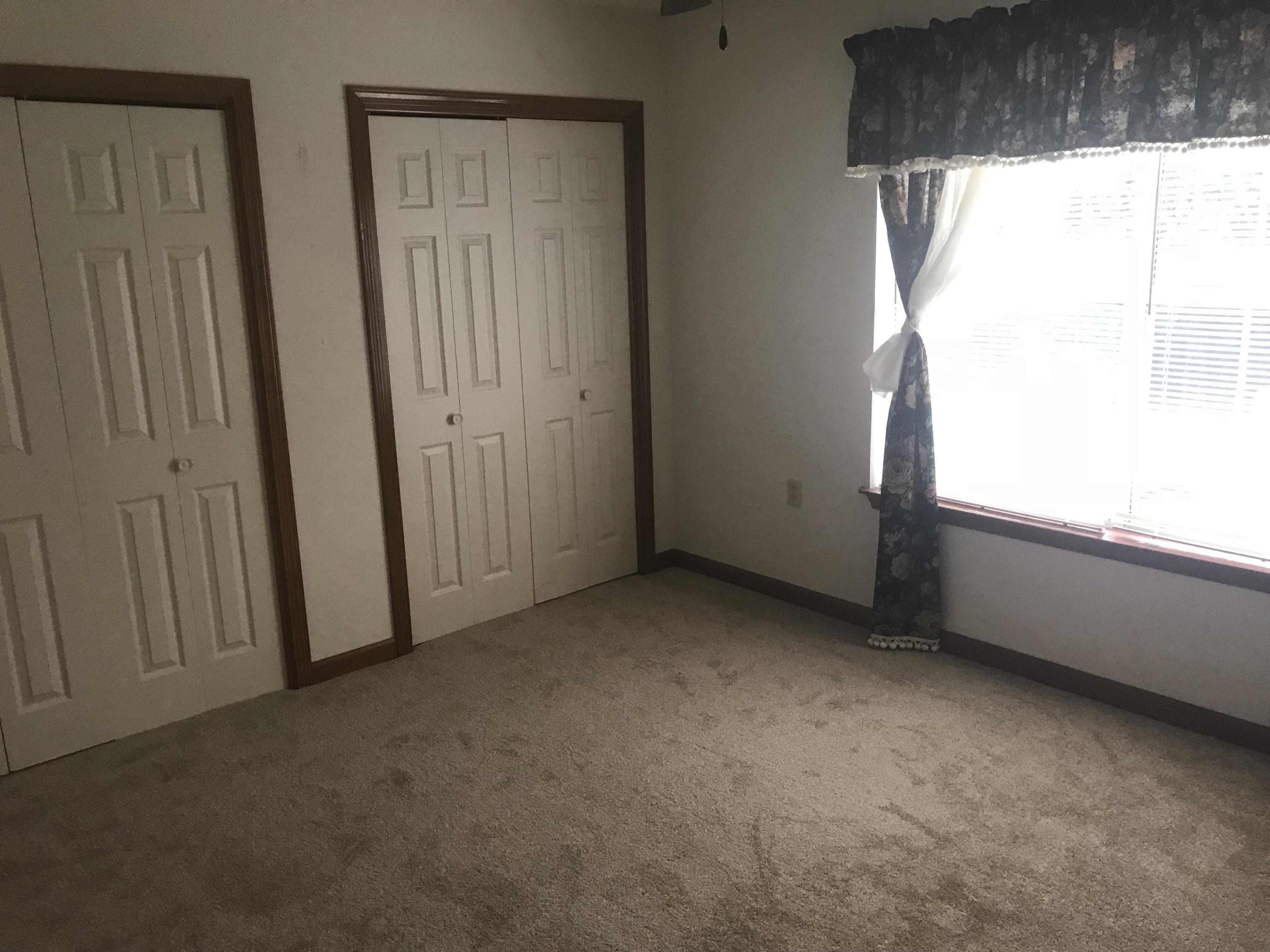 MARY ESTHER MANOR - Residential