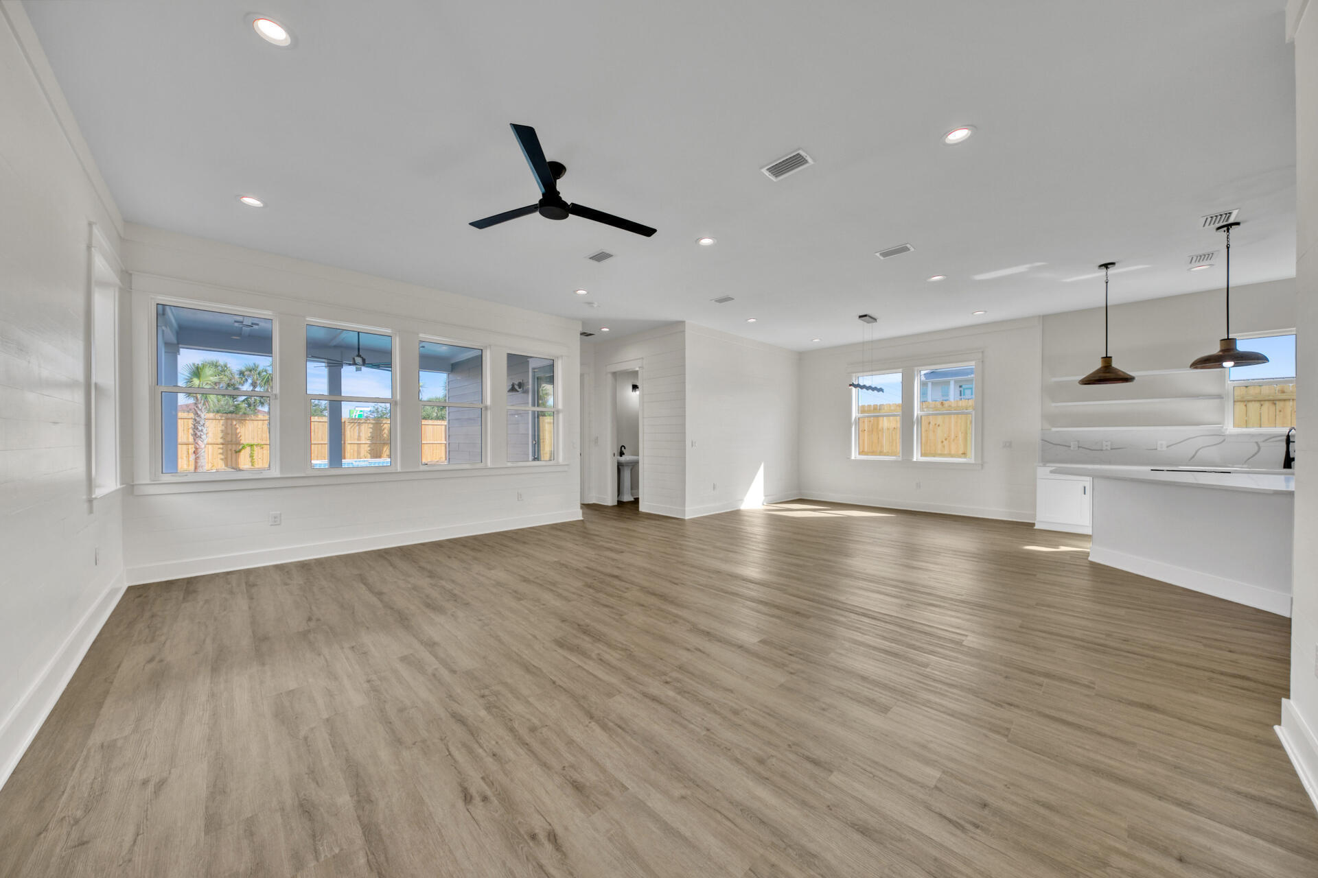 CRYSTAL BEACH - Residential