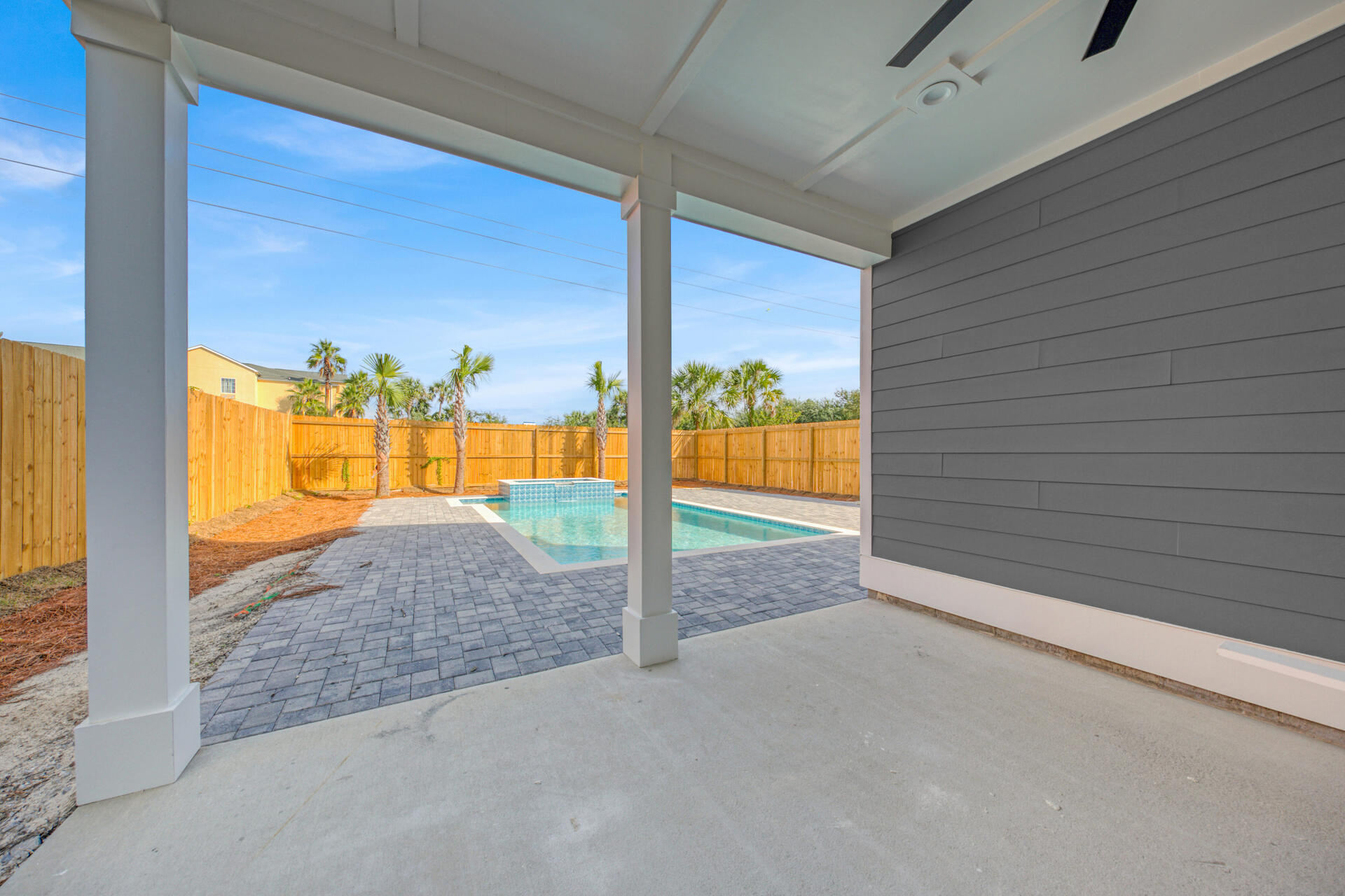 CRYSTAL BEACH - Residential