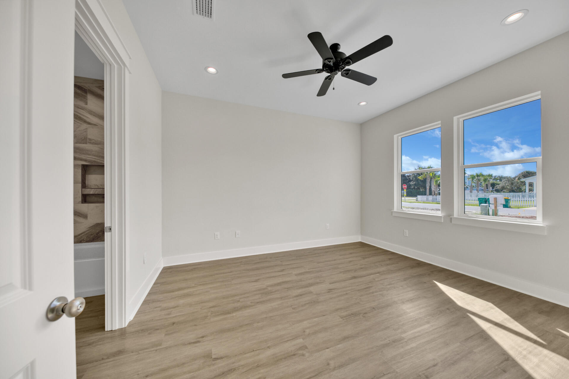 CRYSTAL BEACH - Residential