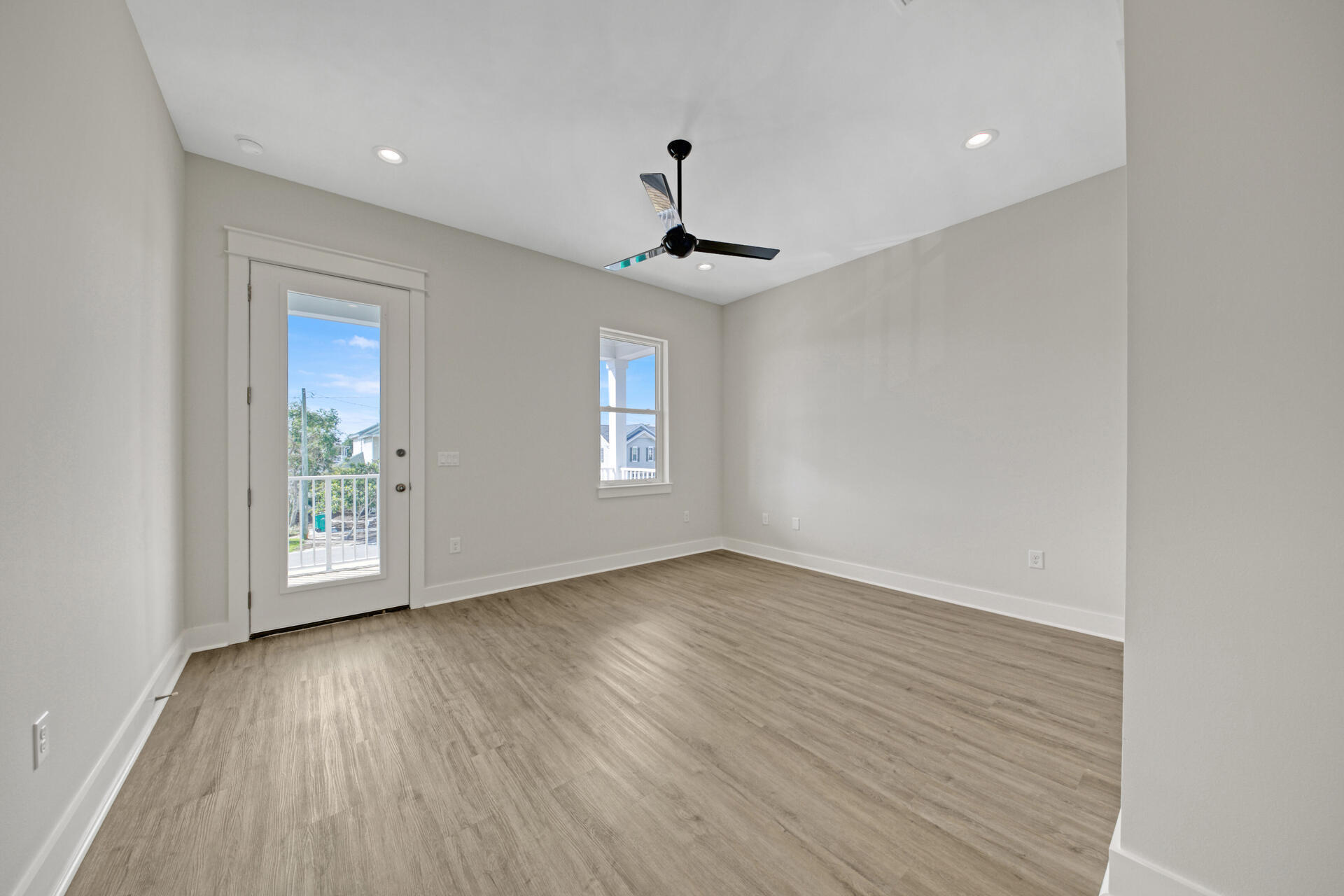 CRYSTAL BEACH - Residential