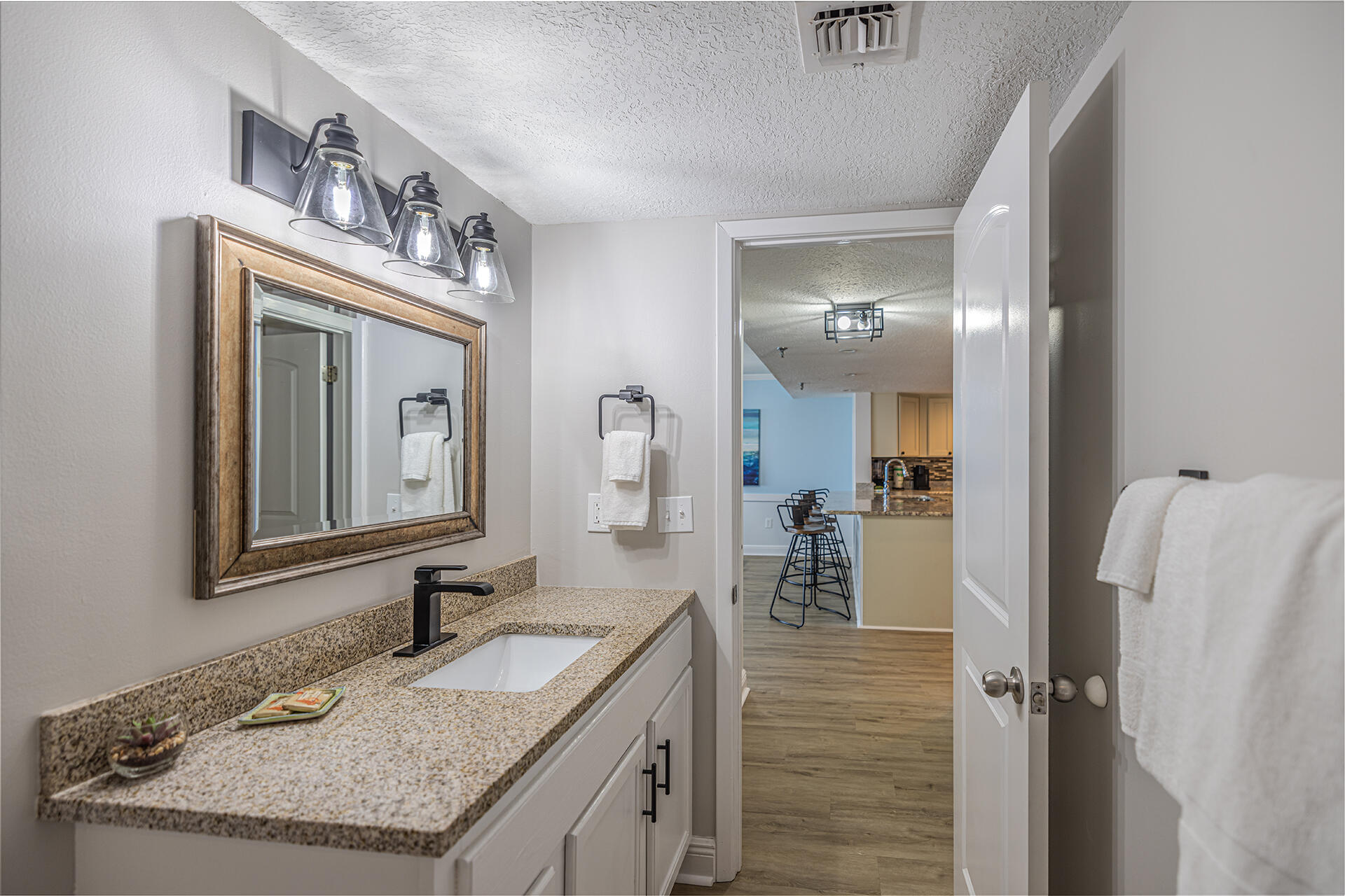 SURF DWELLER CONDO - Residential