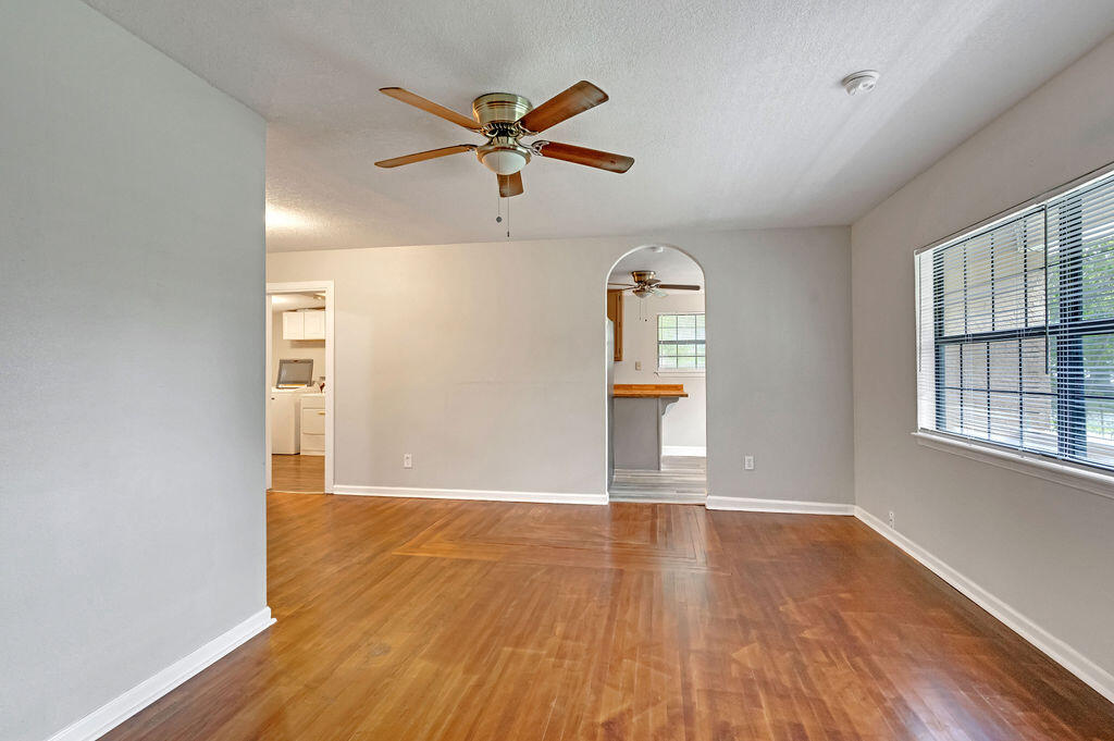 MEIGS S/D - Residential