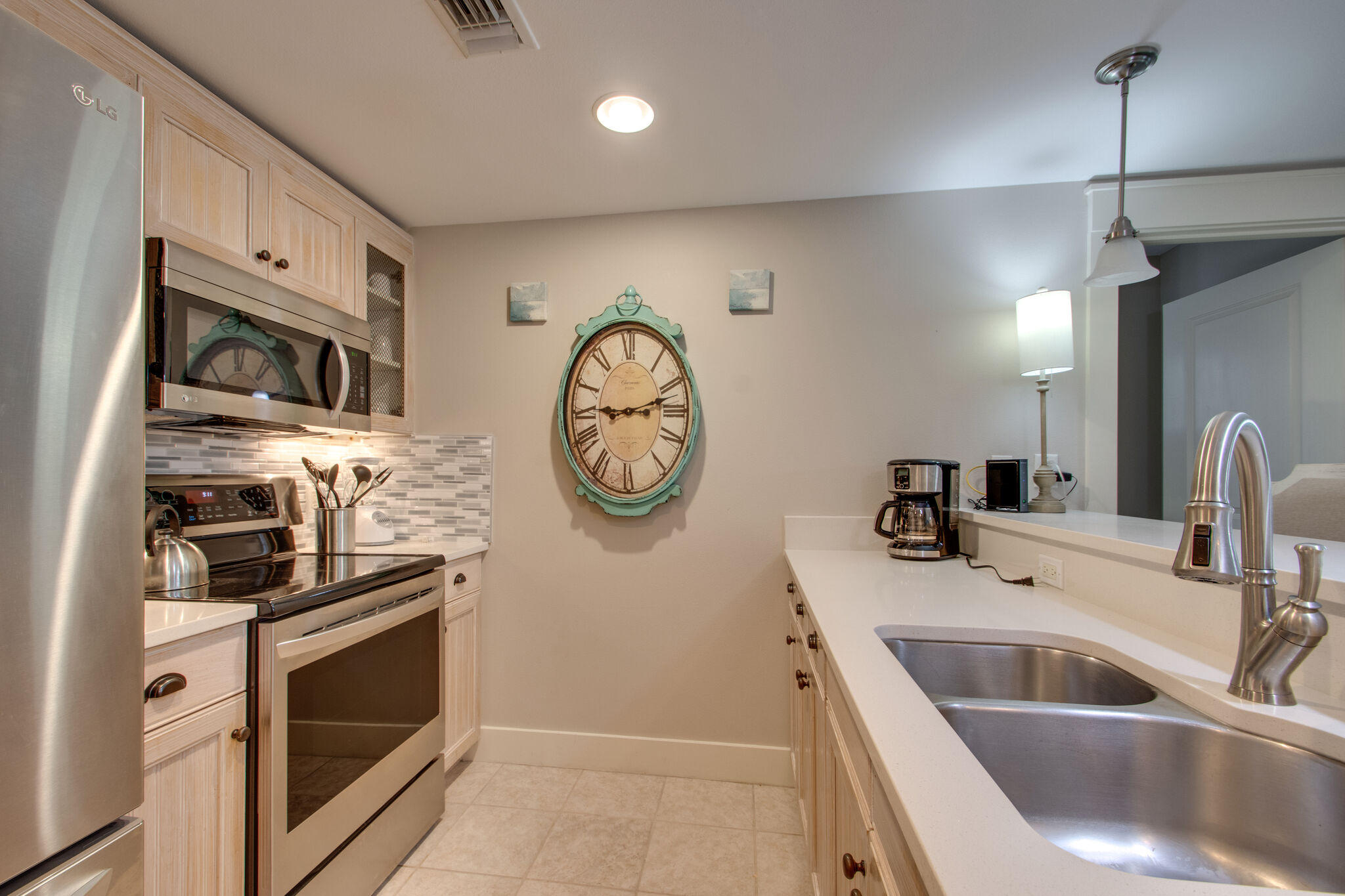 OBSERVATION POINT - Residential