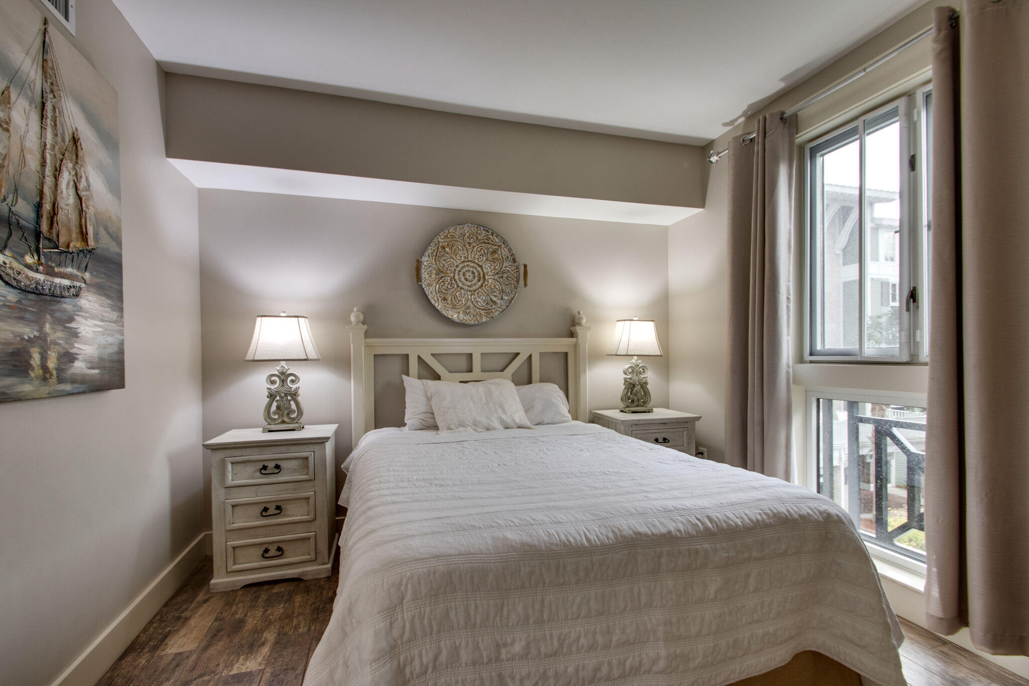 OBSERVATION POINT - Residential