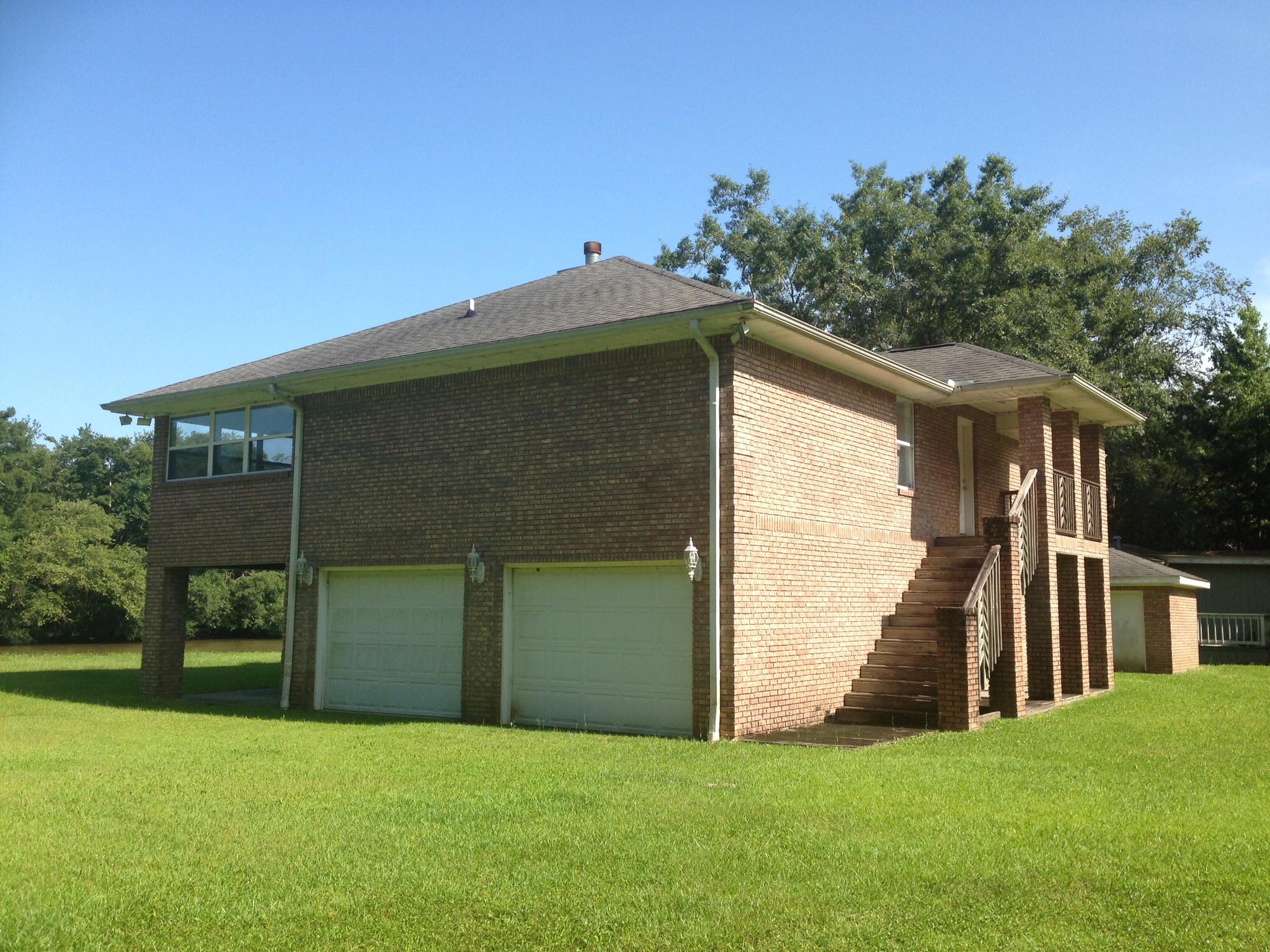 NO RECORDED SUBDIVISION - Residential