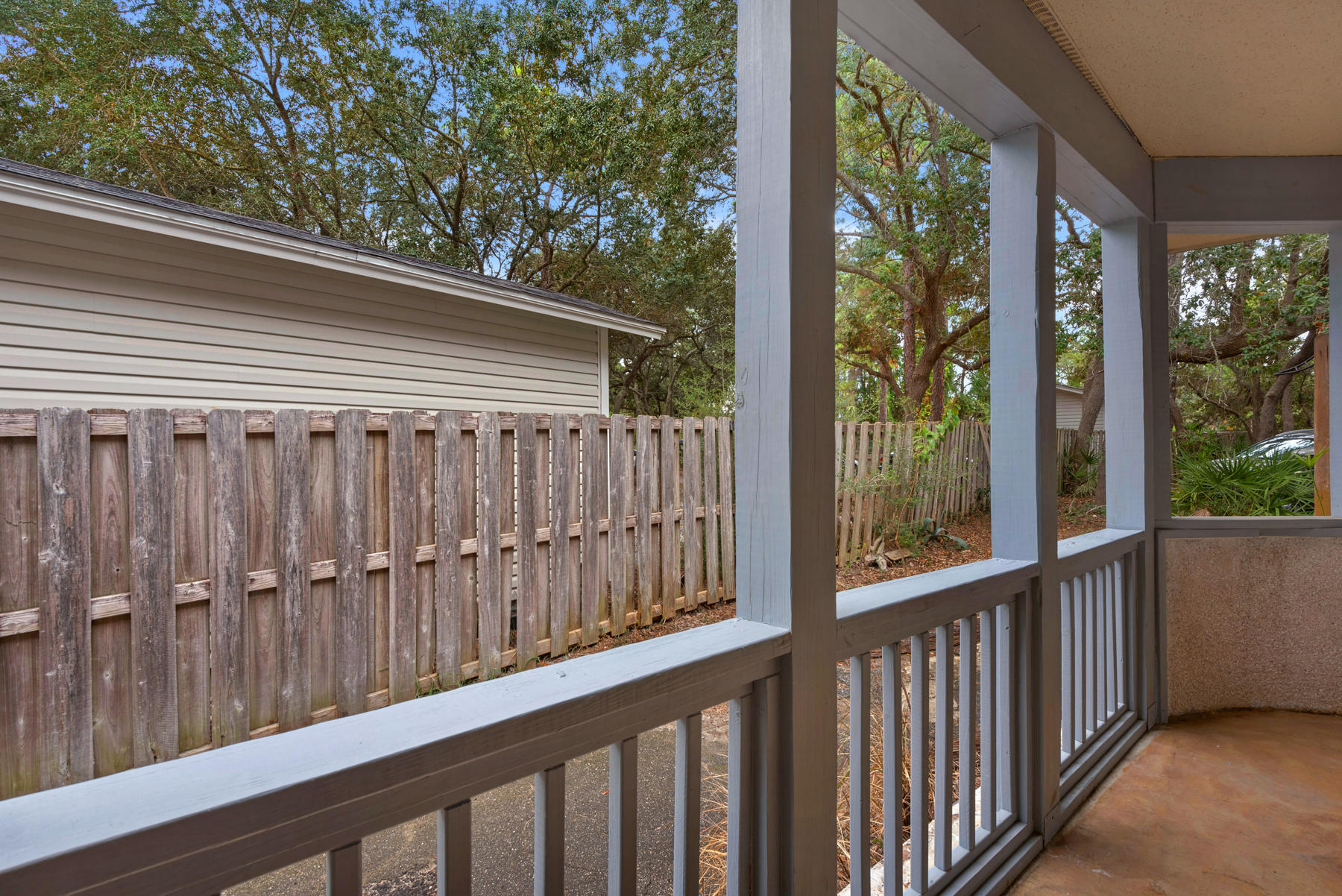 BAYOU VILLAS T/H - Residential