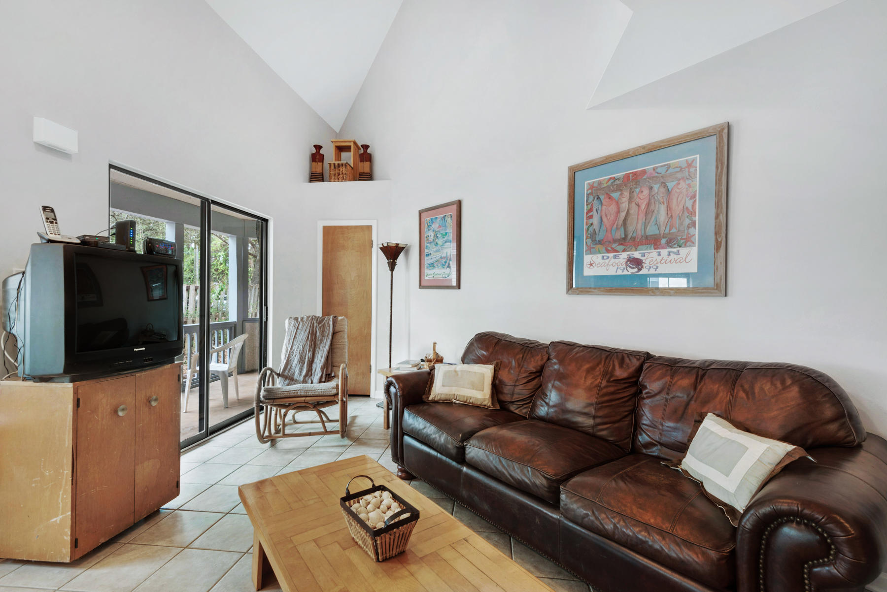 BAYOU VILLAS T/H - Residential