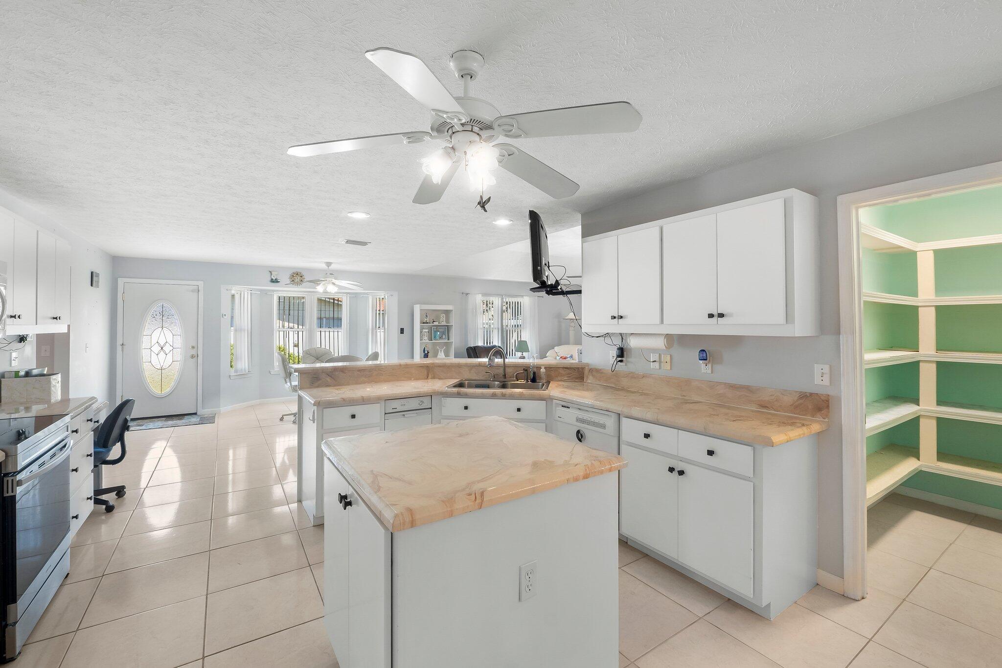 SHEFFIELD'S 2ND ADDN - Residential