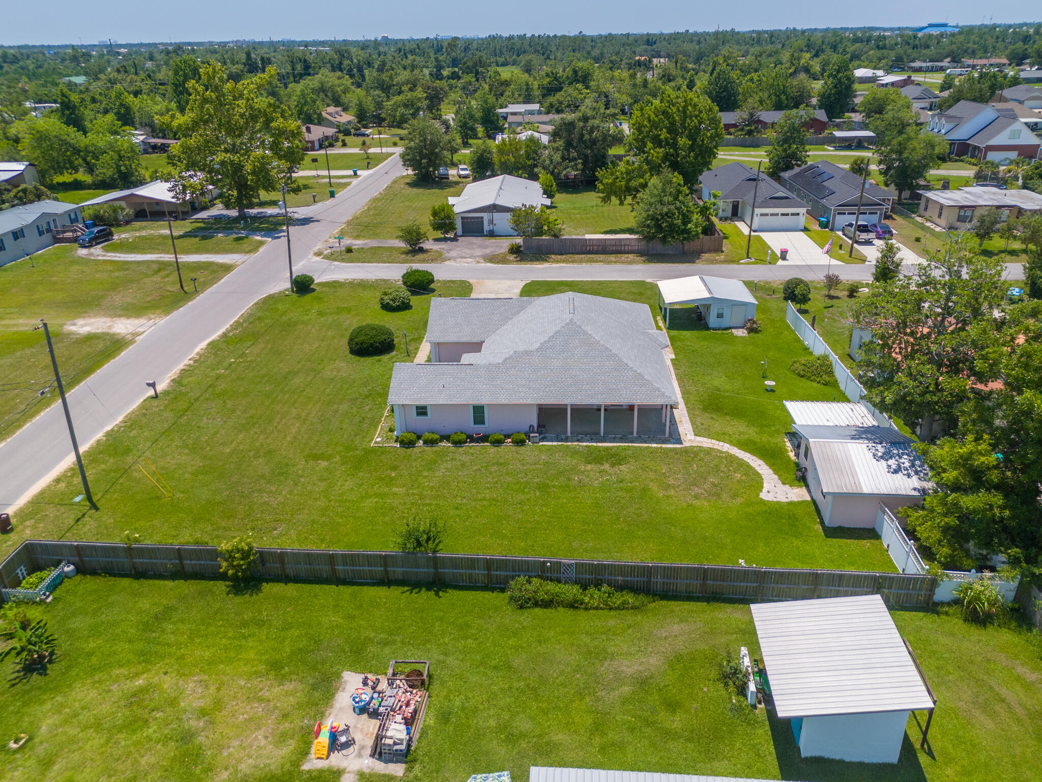 SHEFFIELD'S 2ND ADDN - Residential