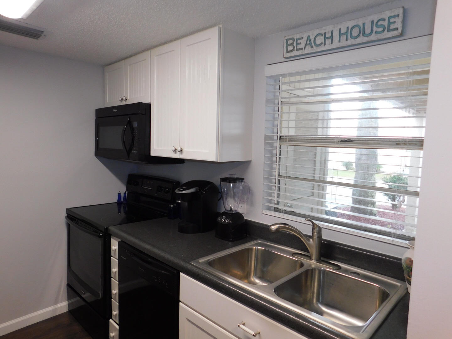 HORIZON SOUTH 1 CONDO - Residential