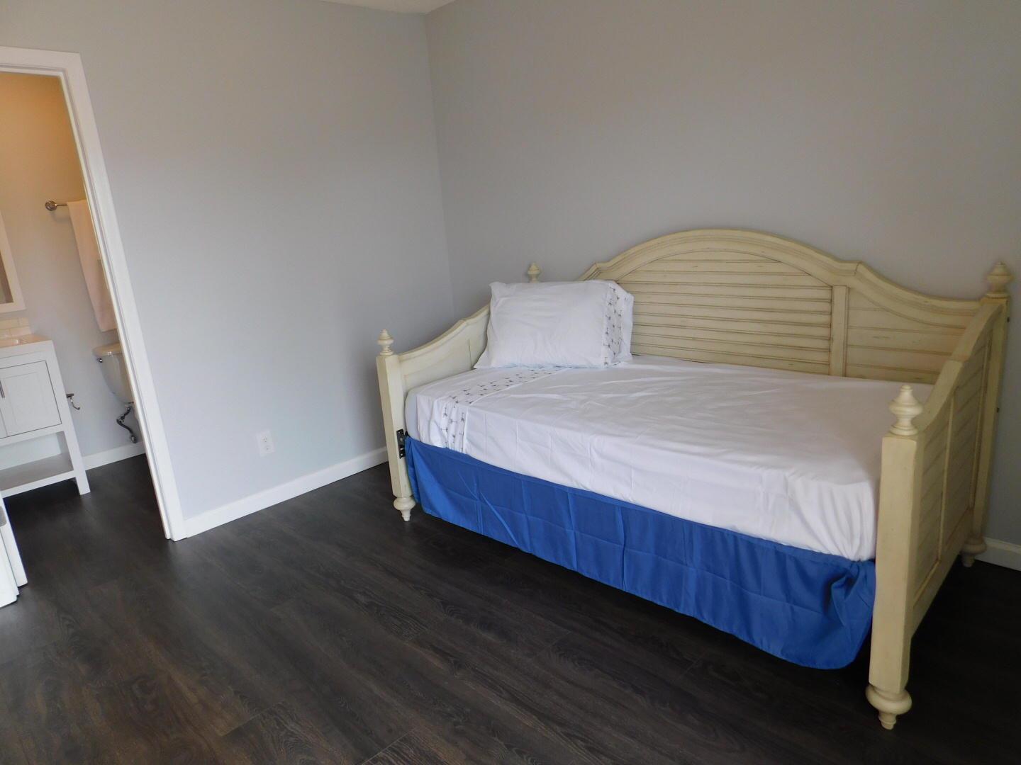 HORIZON SOUTH 1 CONDO - Residential