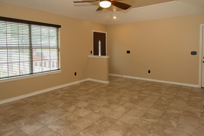 OLD TOWN PH 1 - Residential Lease