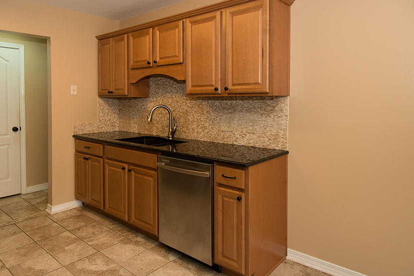 OLD TOWN PH 1 - Residential Lease