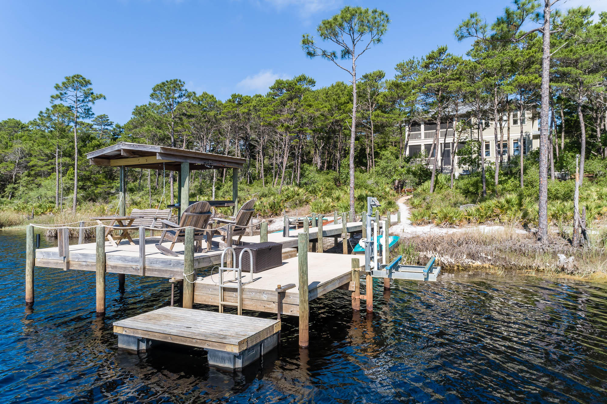 THE LANDING AT CAMP CREEK - Residential