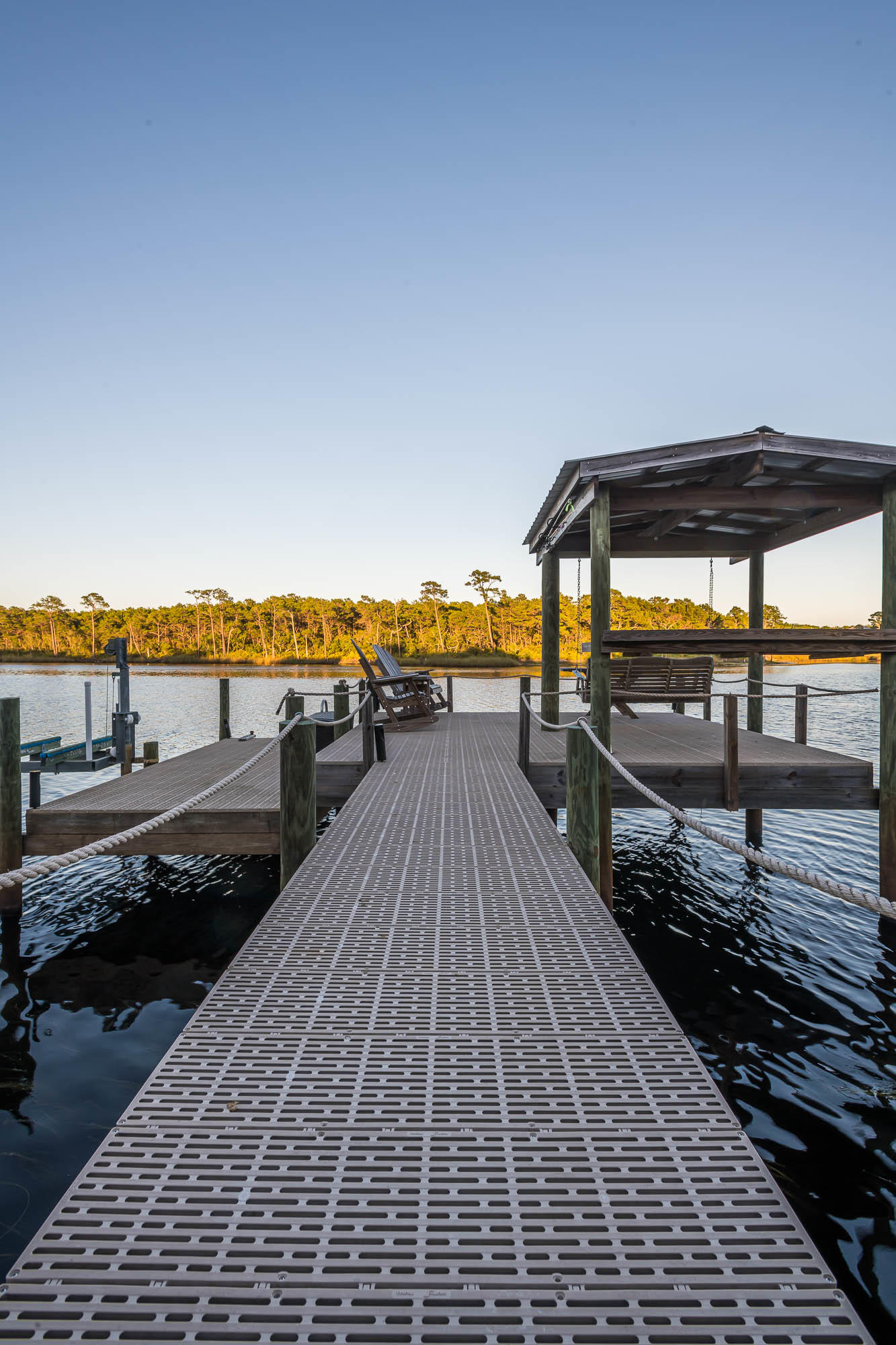 THE LANDING AT CAMP CREEK - Residential