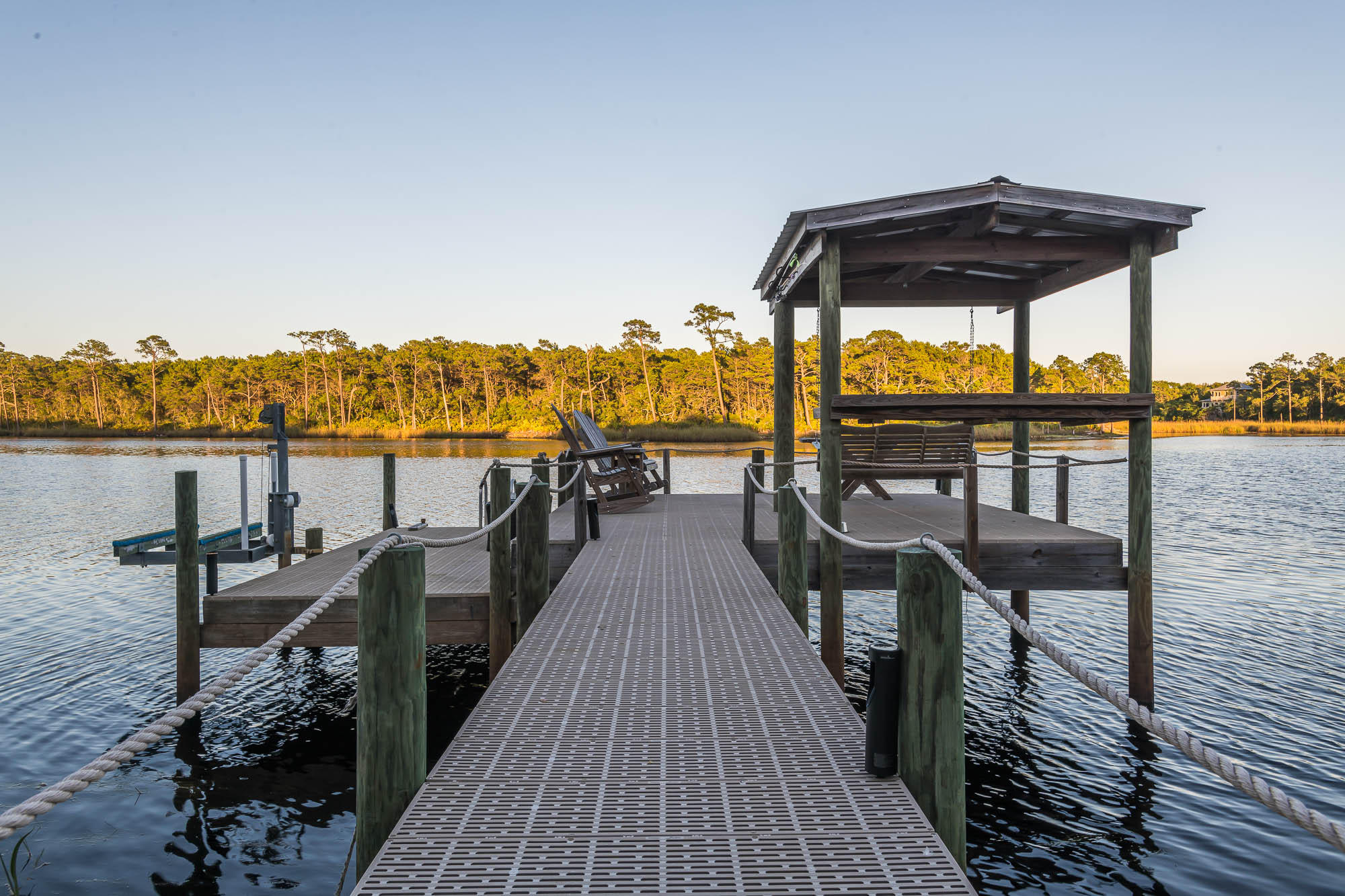 THE LANDING AT CAMP CREEK - Residential