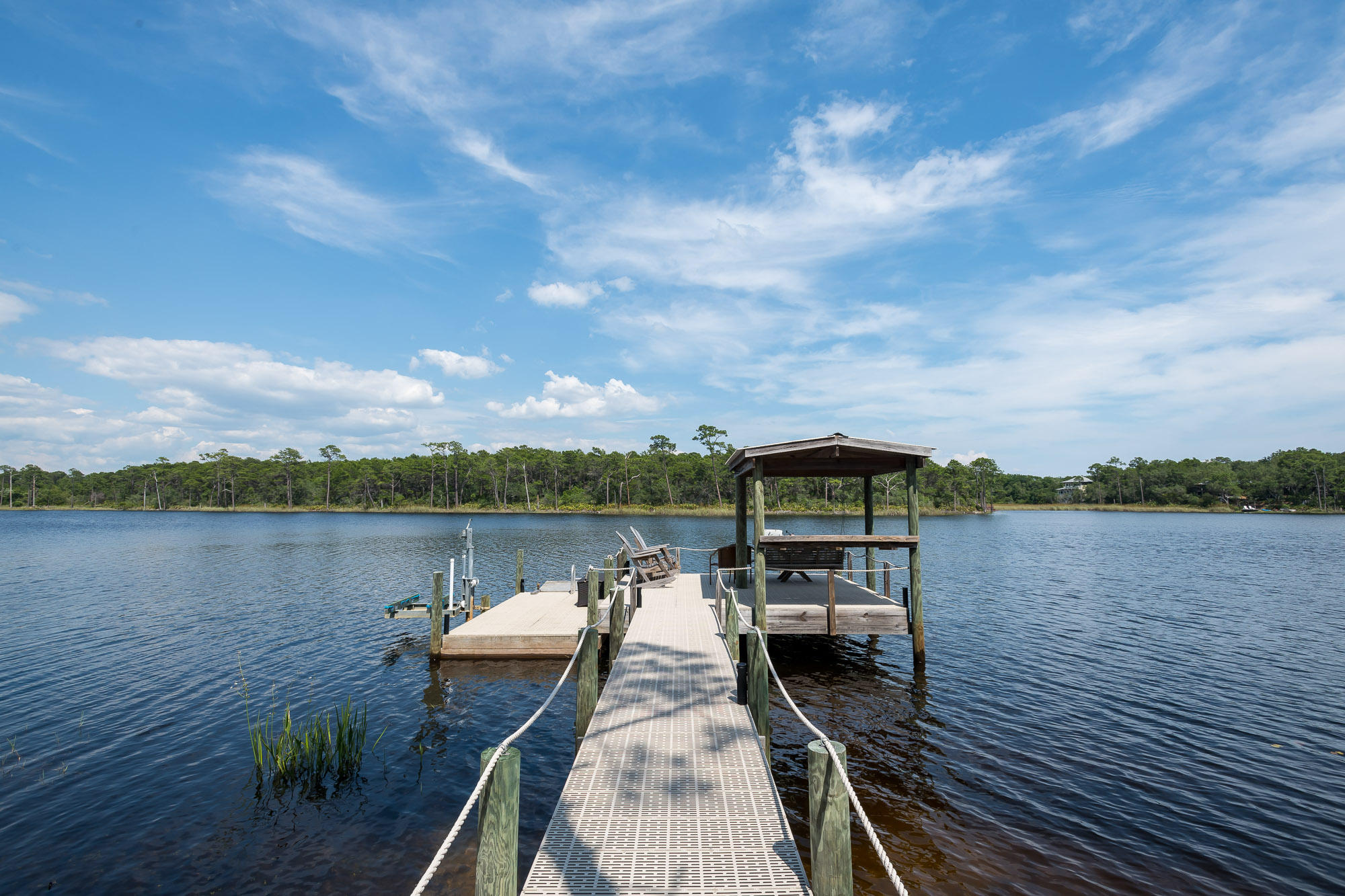 THE LANDING AT CAMP CREEK - Residential