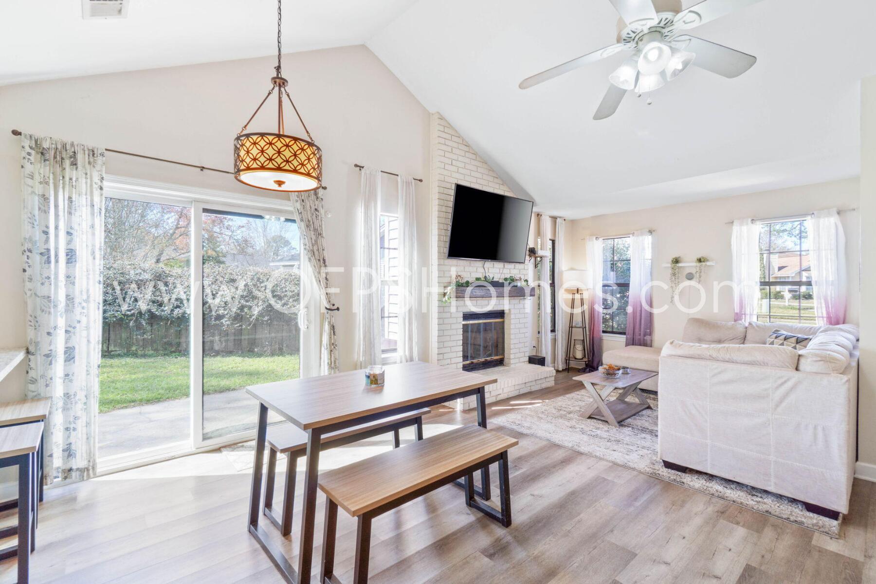 HIDDEN TRAILS PH 1 - Residential Lease