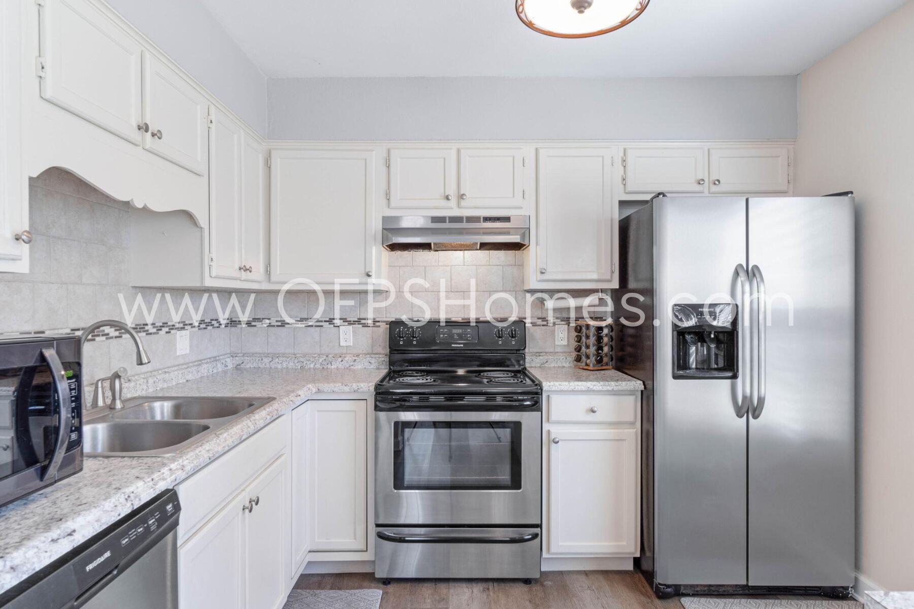 HIDDEN TRAILS PH 1 - Residential Lease