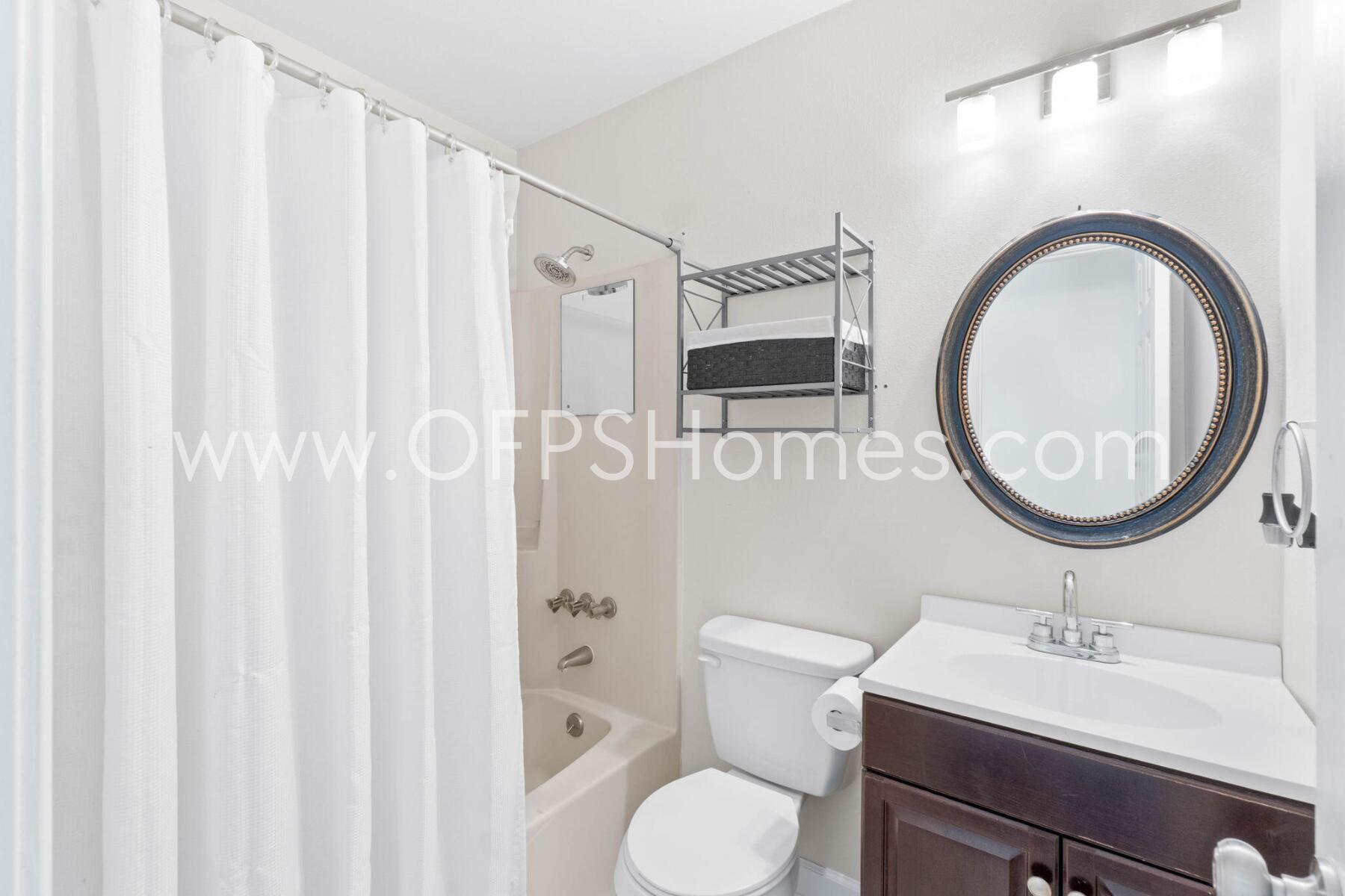 HIDDEN TRAILS PH 1 - Residential Lease