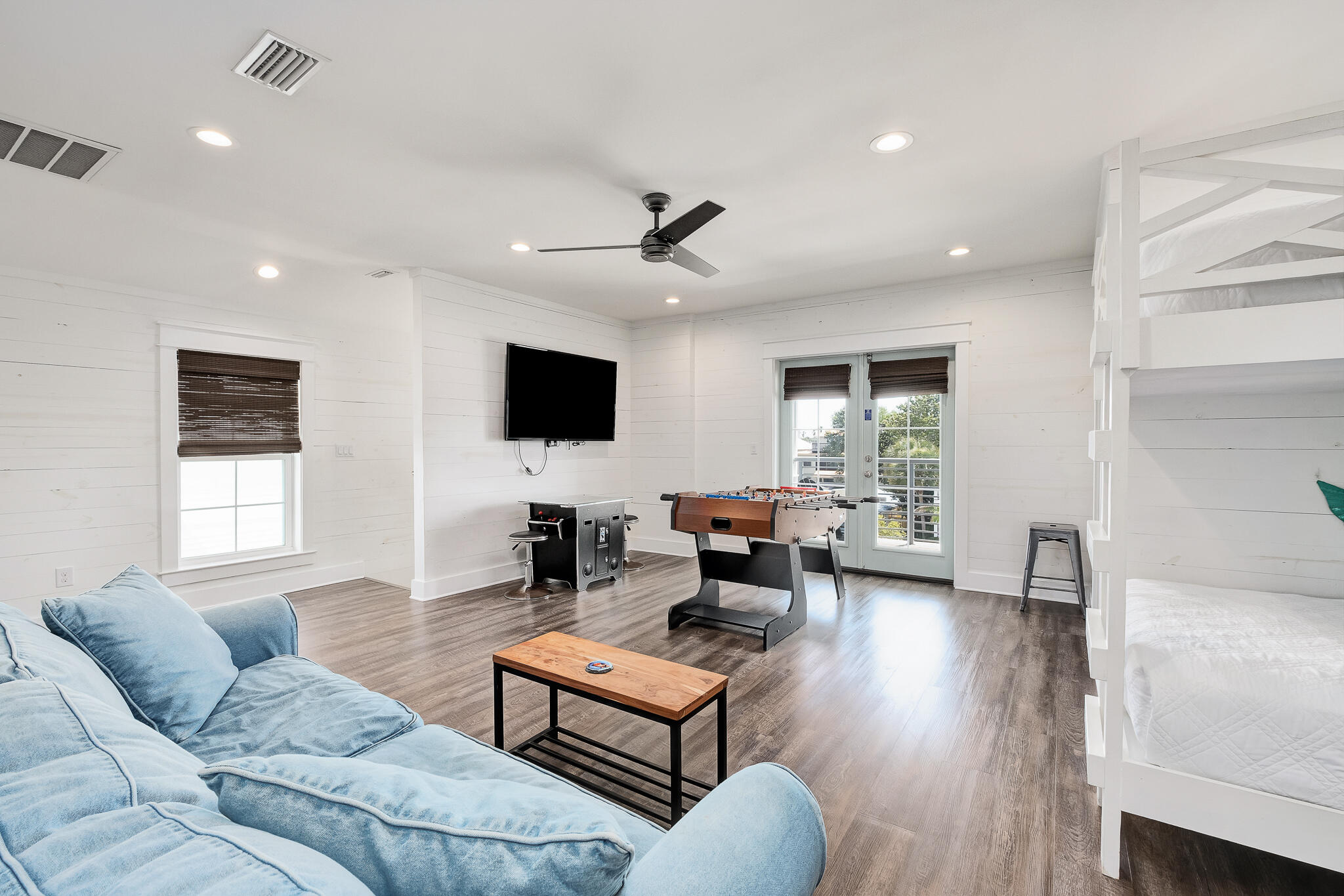 CRYSTAL BEACH - Residential