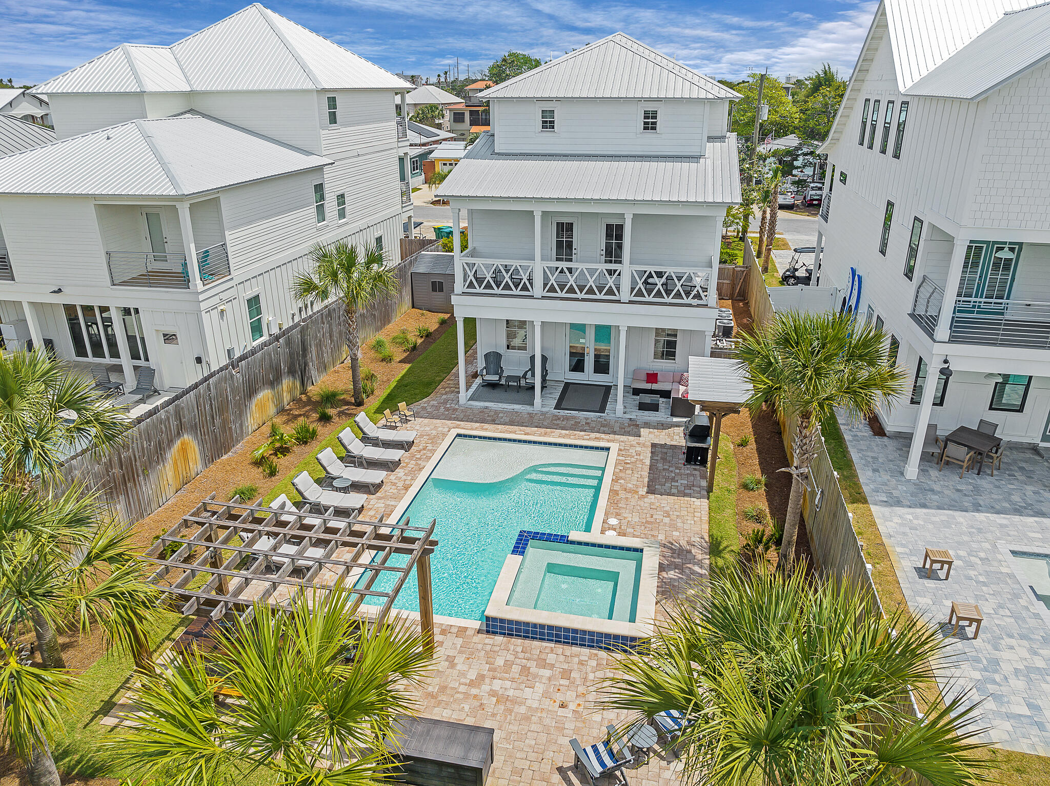 CRYSTAL BEACH - Residential