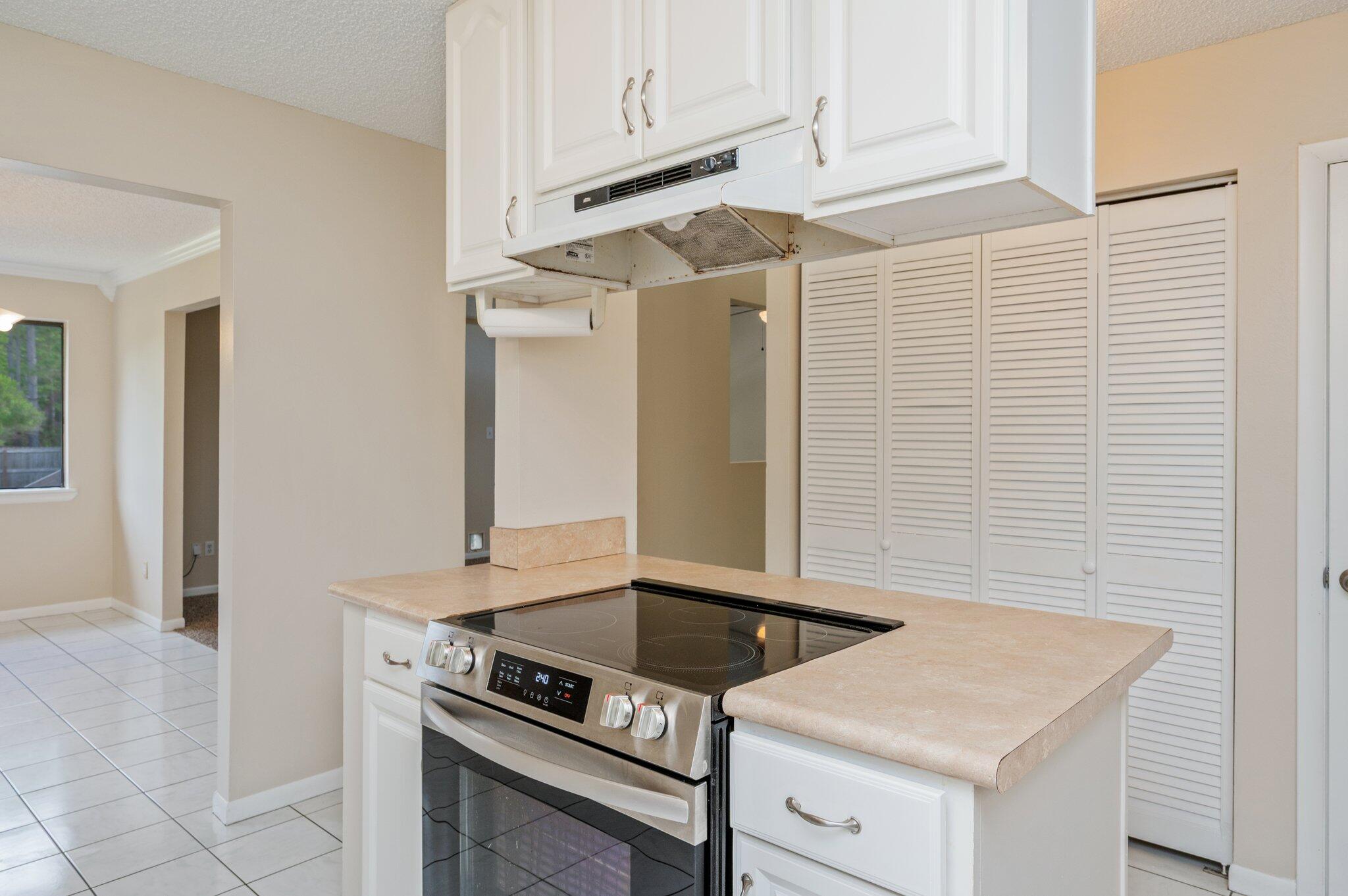 HOLLEY BY THE SEA - Residential