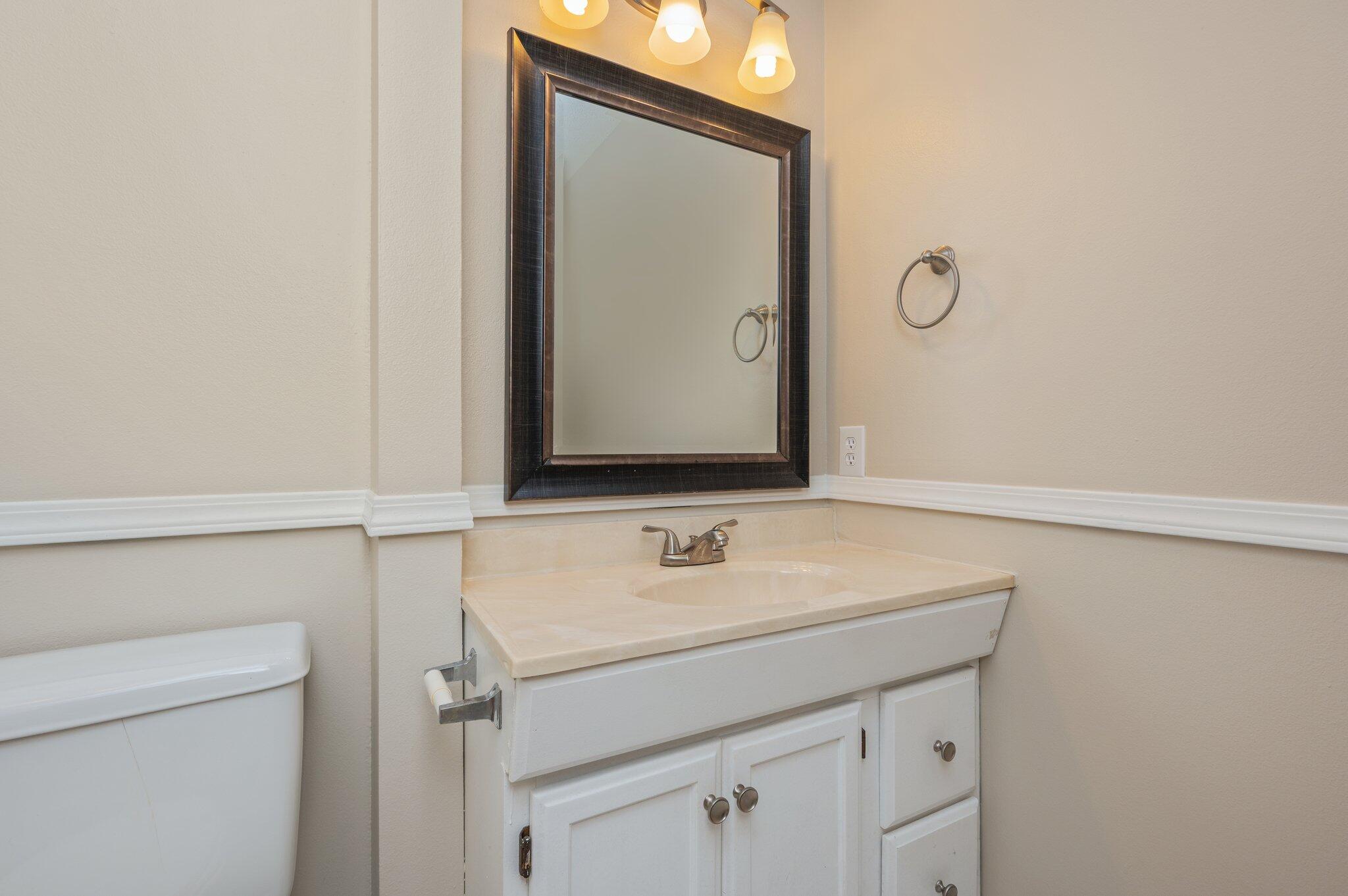HOLLEY BY THE SEA - Residential