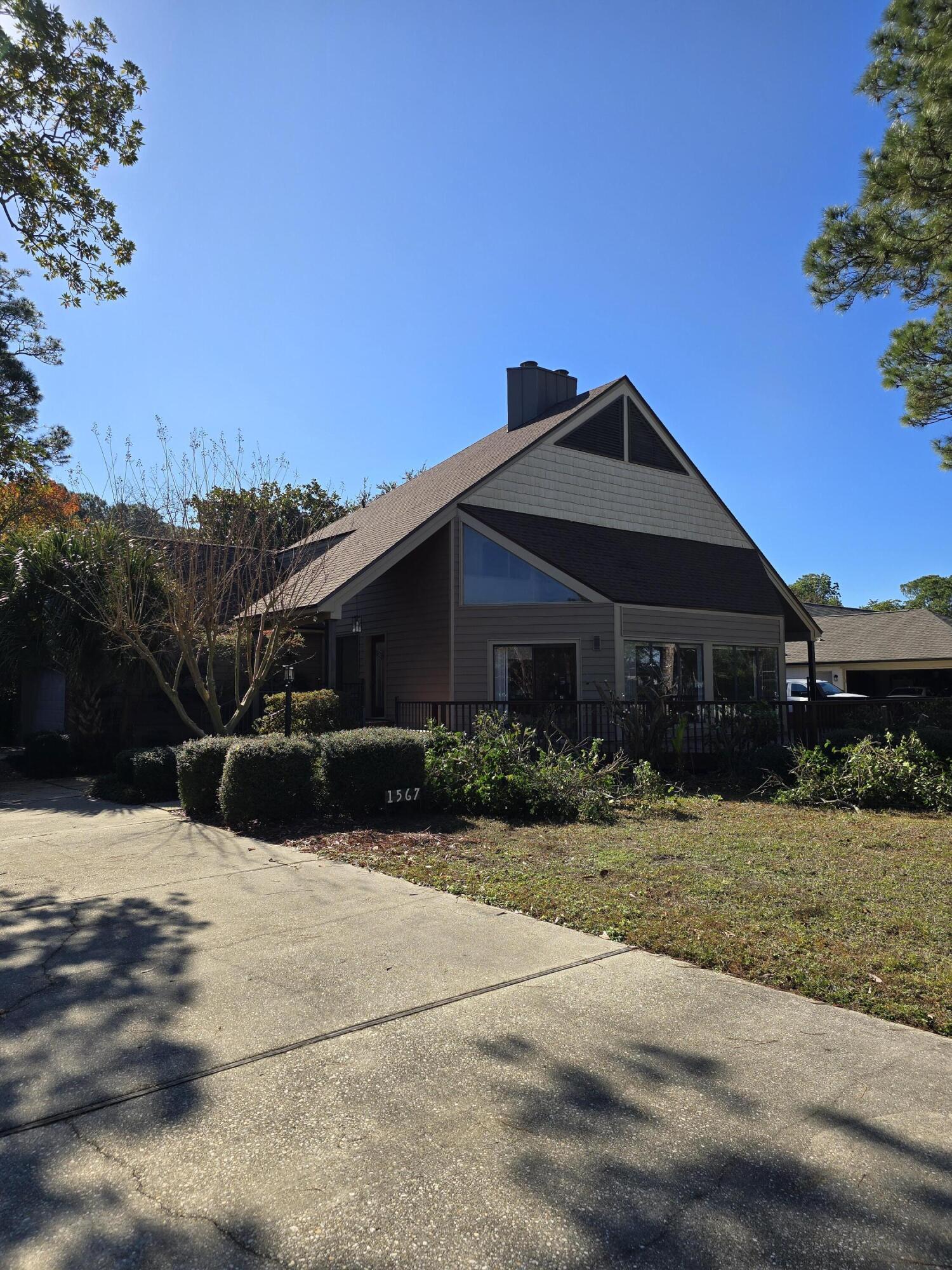 WHISPER BAY - Residential