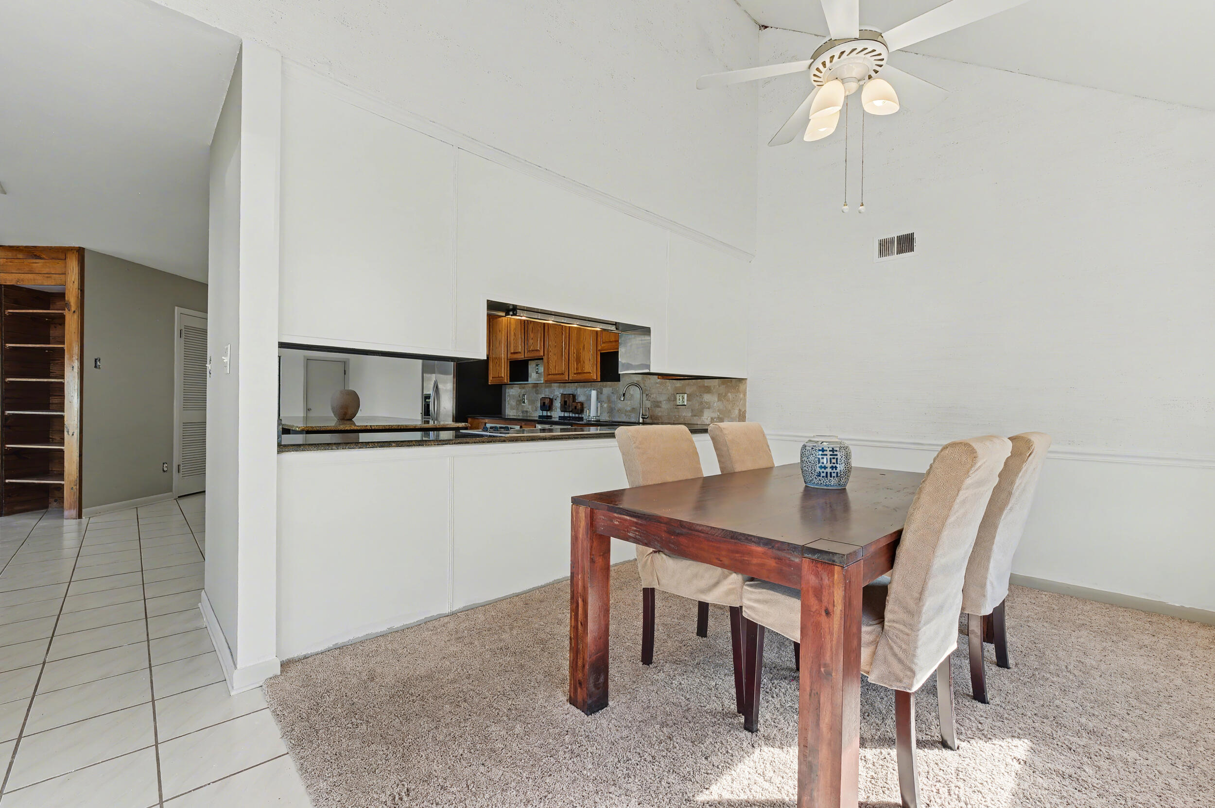 WHISPER BAY - Residential