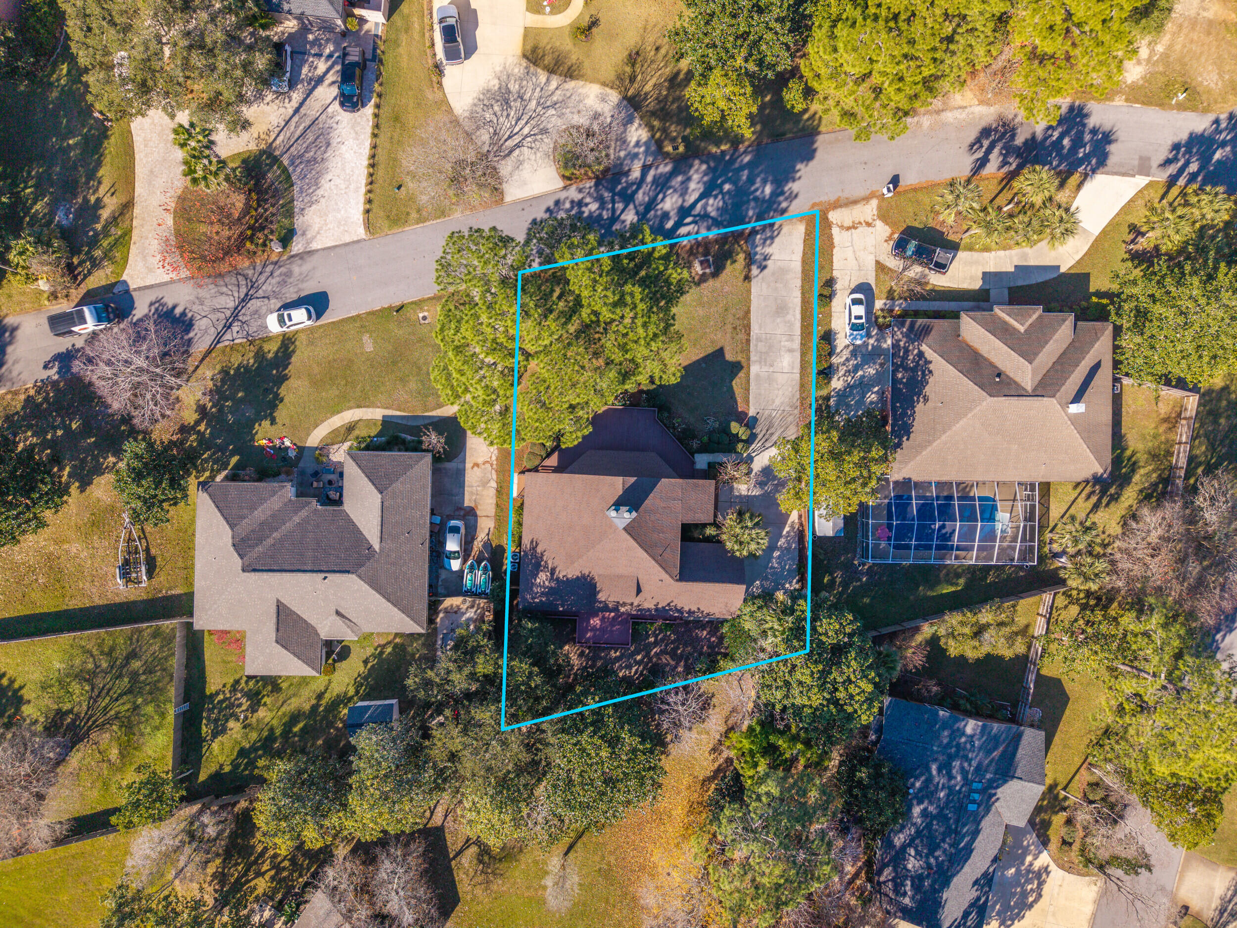 WHISPER BAY - Residential