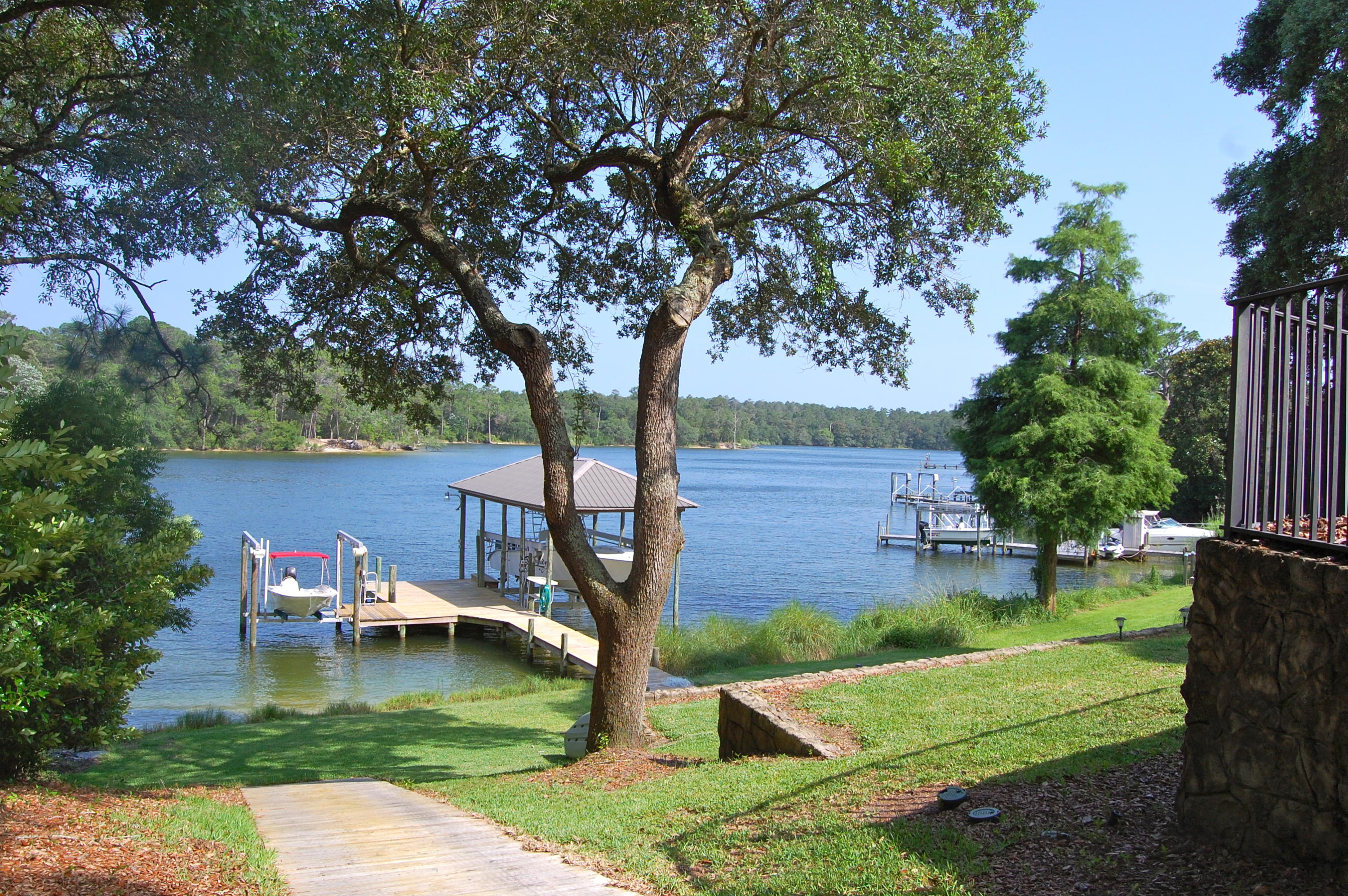 BAYOU POQUITO - Residential