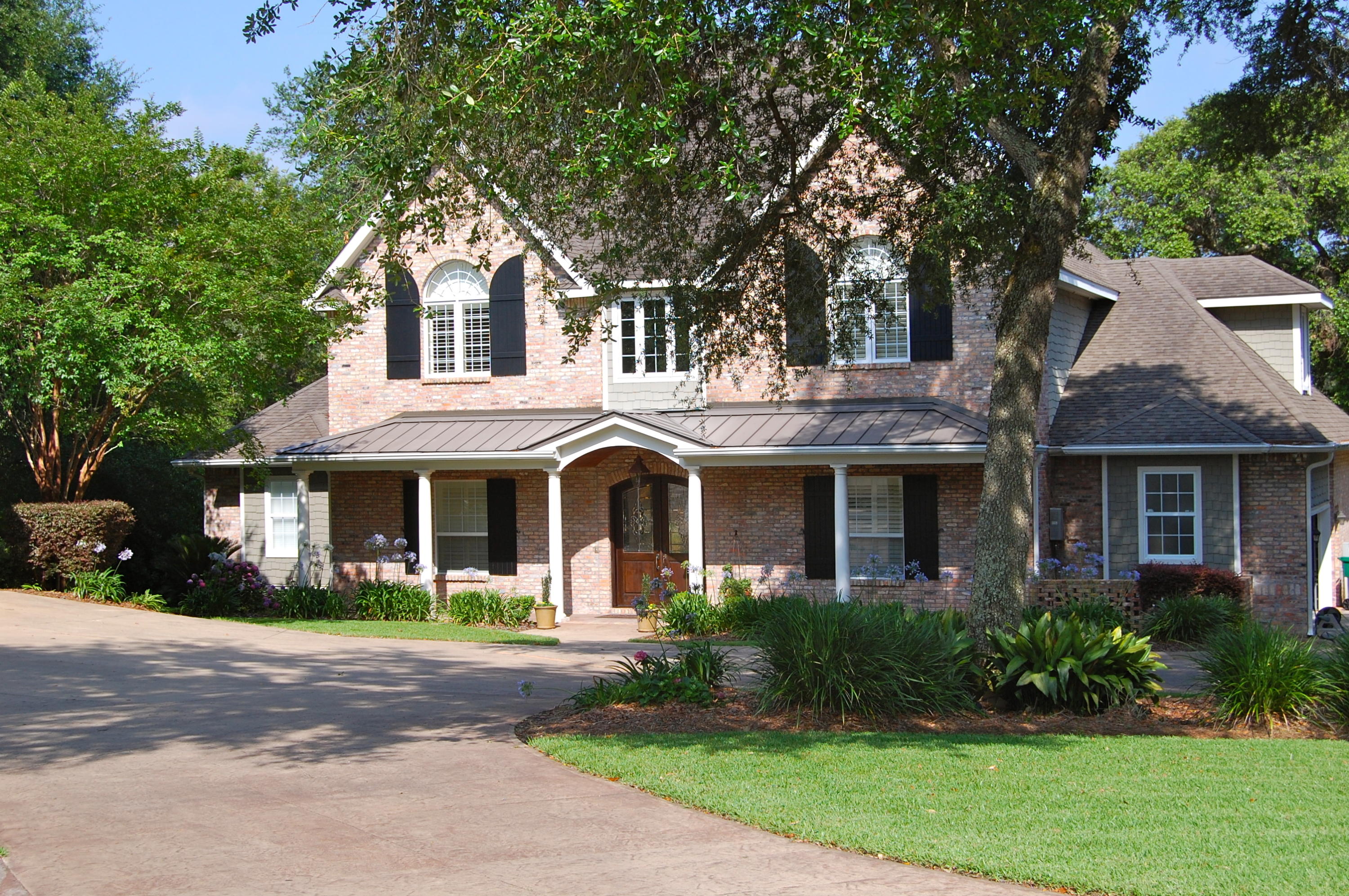BAYOU POQUITO - Residential