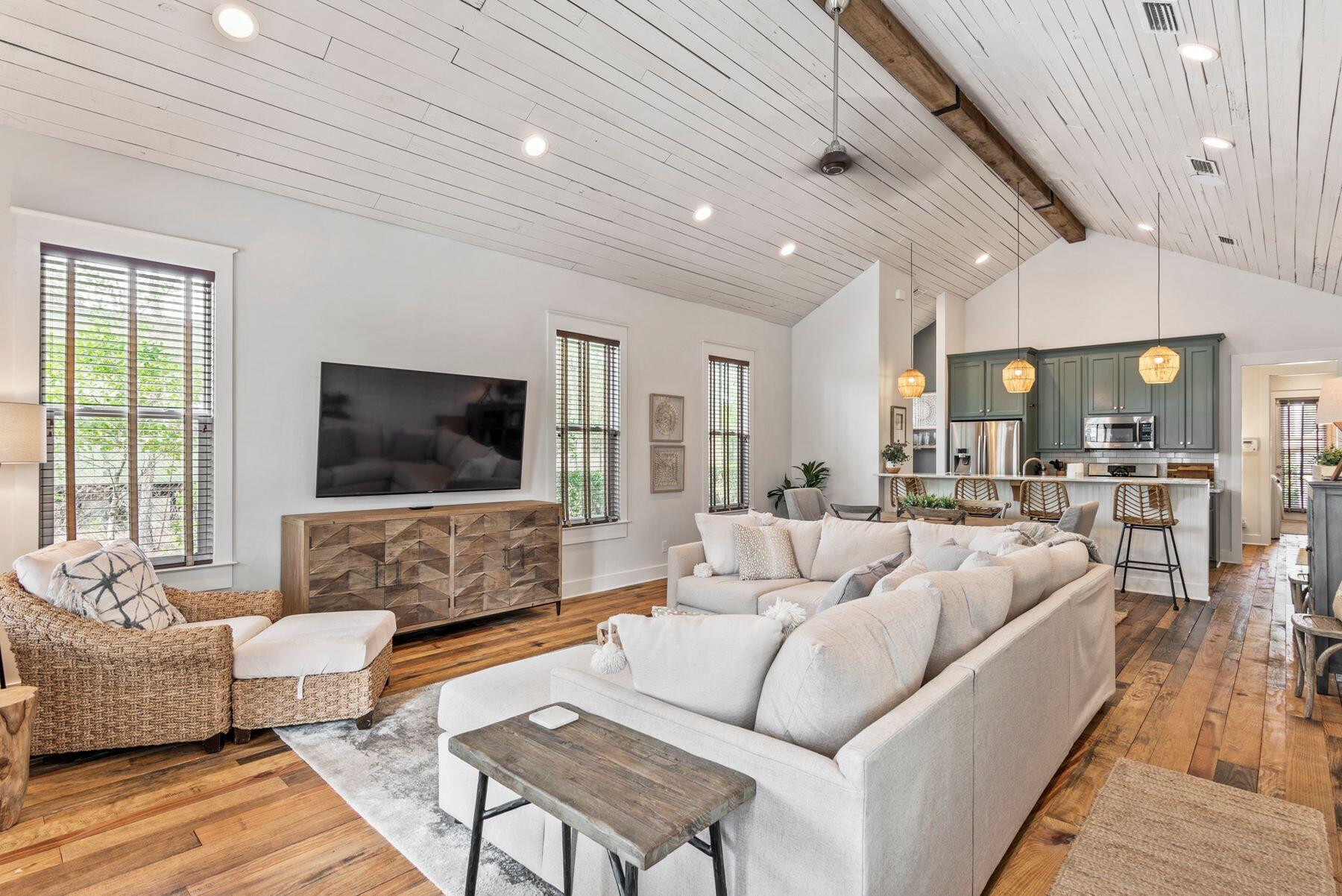 SEACREST BEACH - Residential