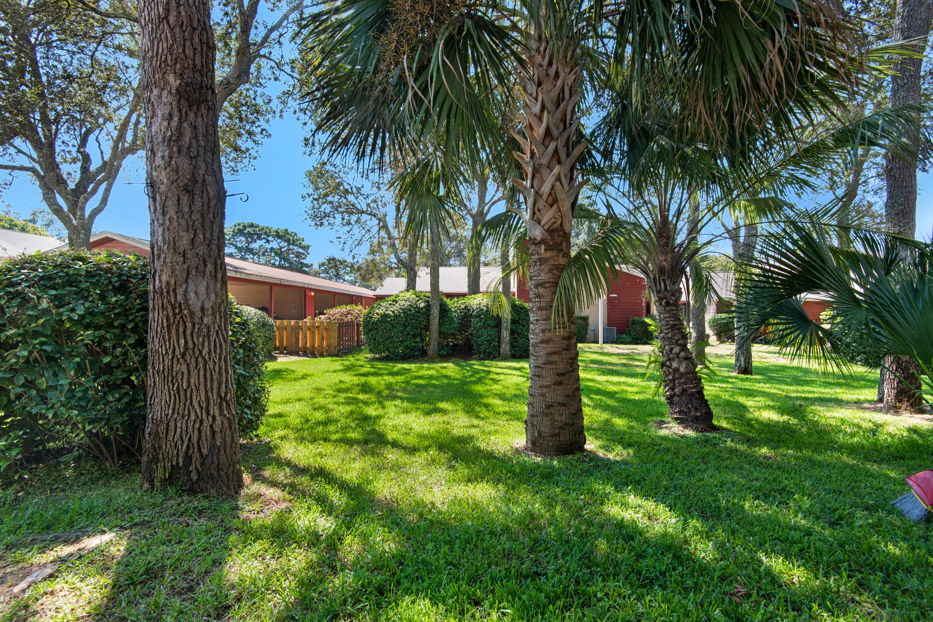 GREEN ARBOR T/H - Residential