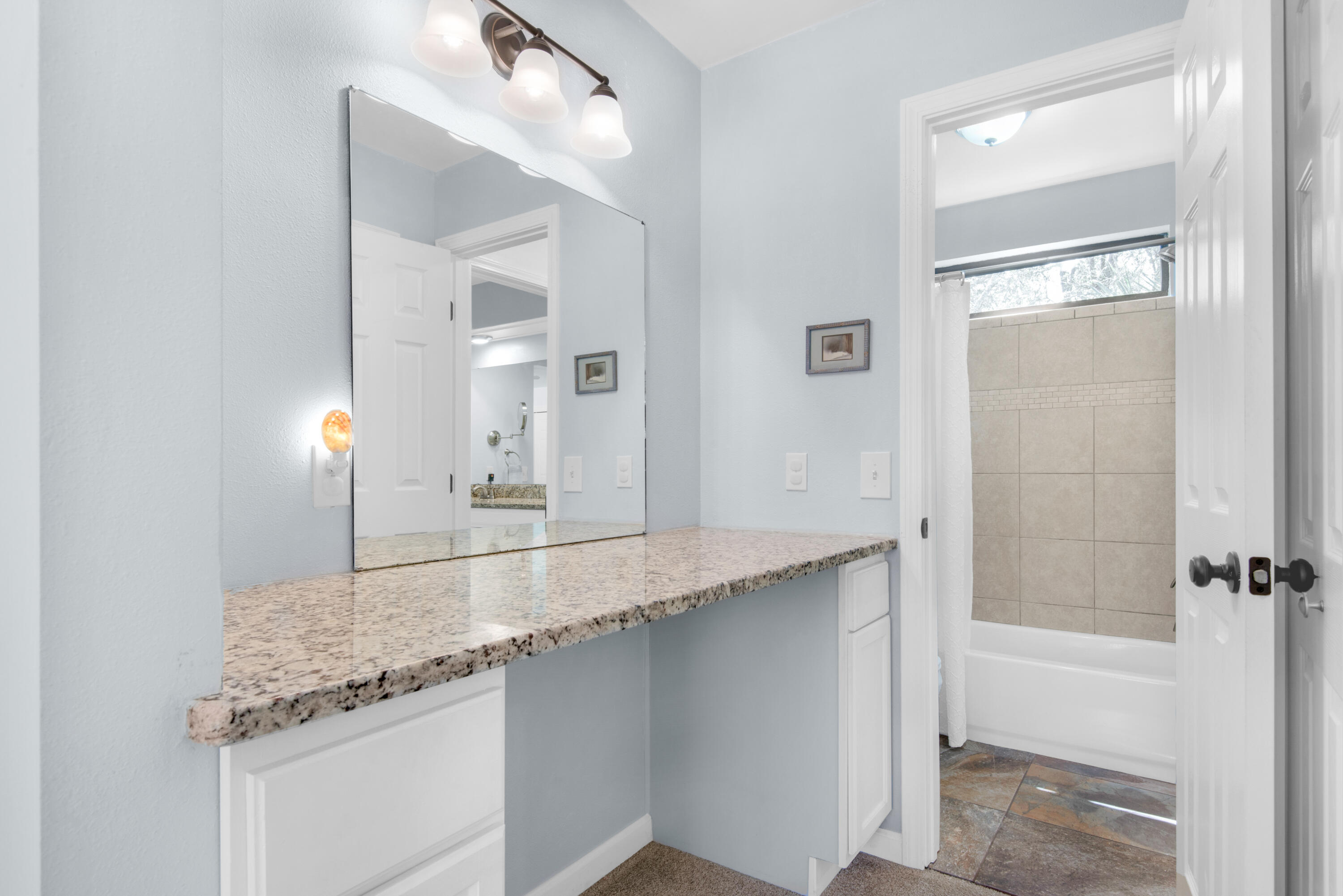 GREEN ARBOR T/H - Residential