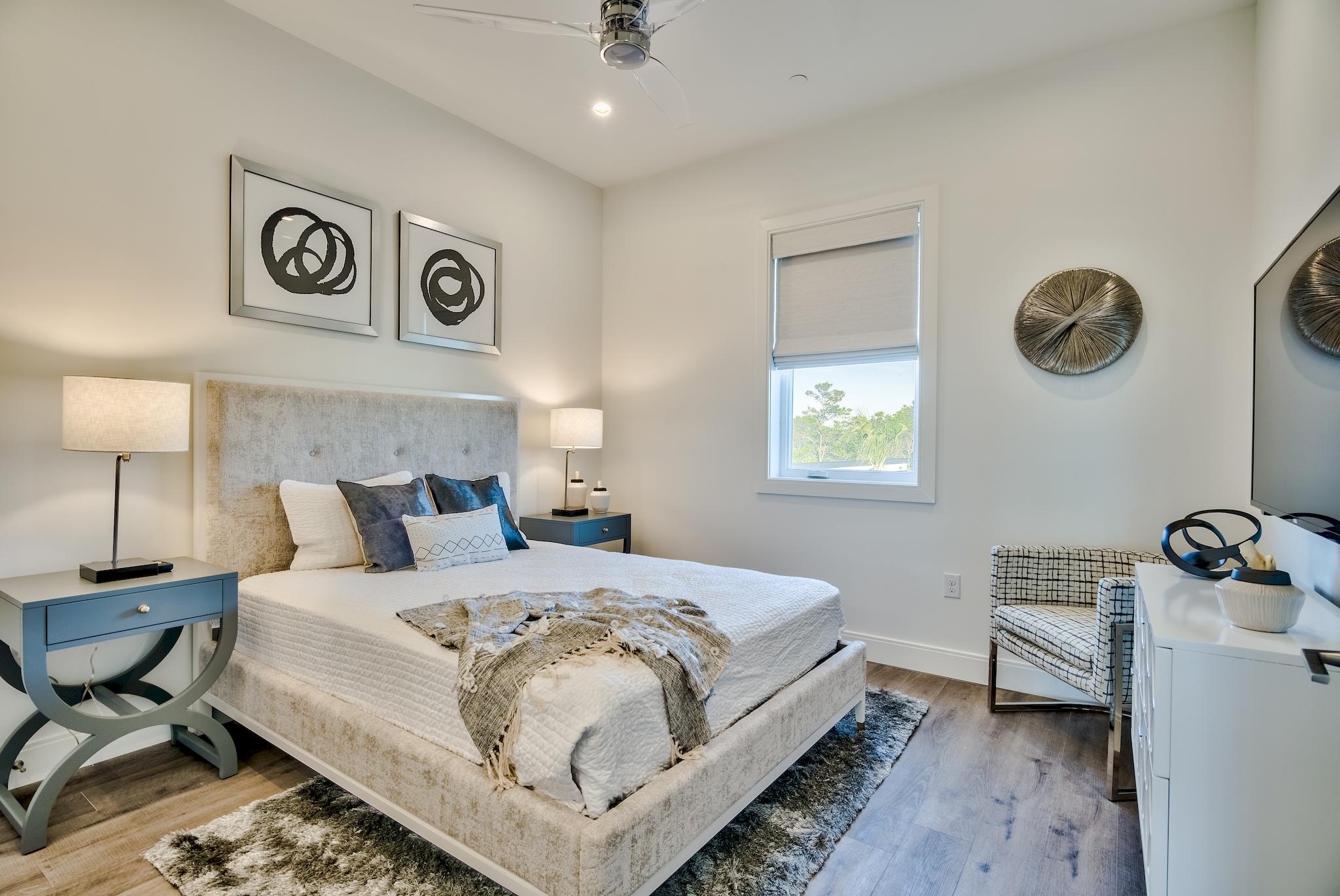 CREST DEVELOPMENT - Residential