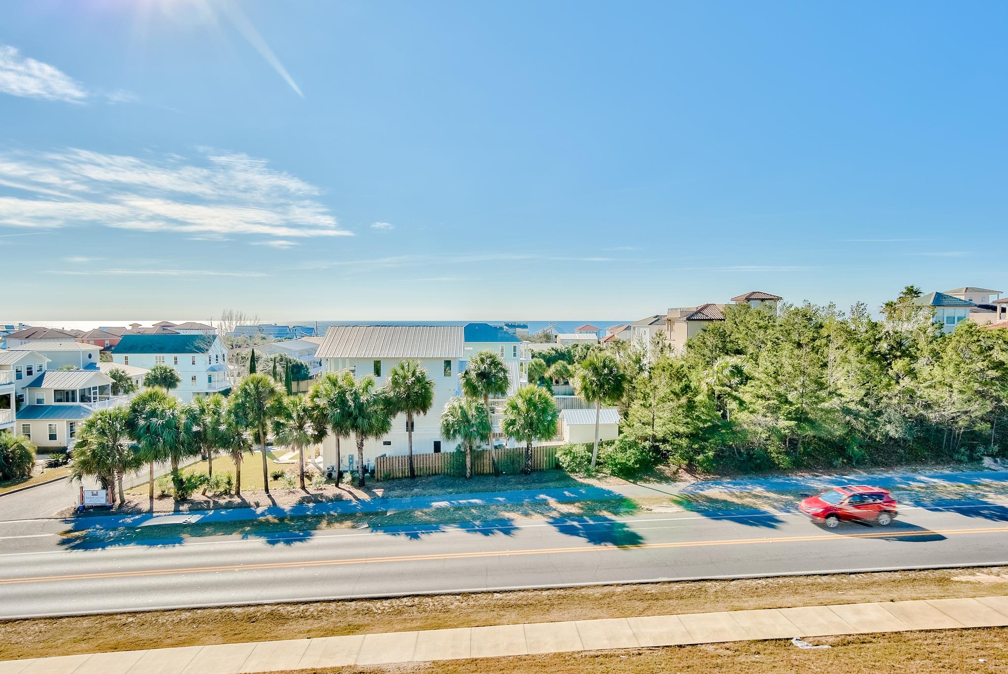 CREST DEVELOPMENT - Residential