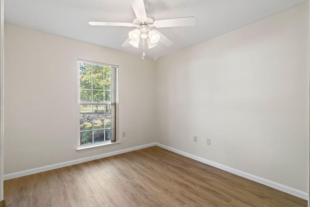 HUNTERS RUN S/D - Residential