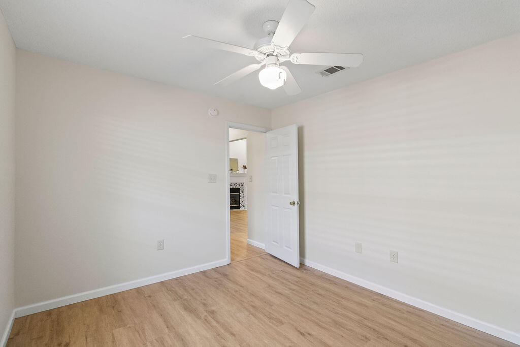 HUNTERS RUN S/D - Residential