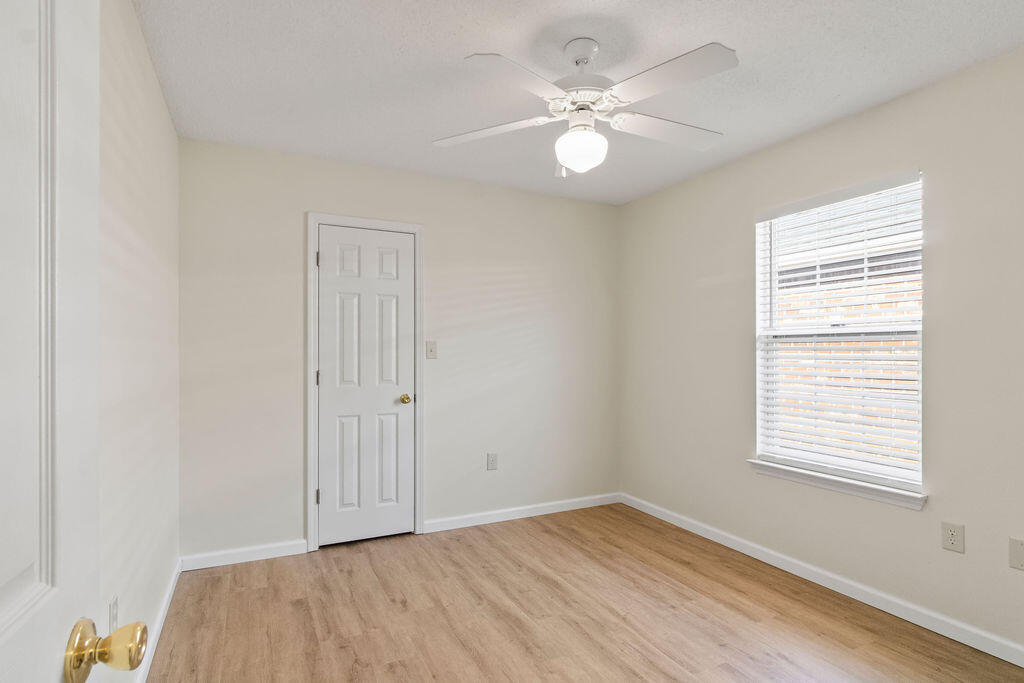 HUNTERS RUN S/D - Residential