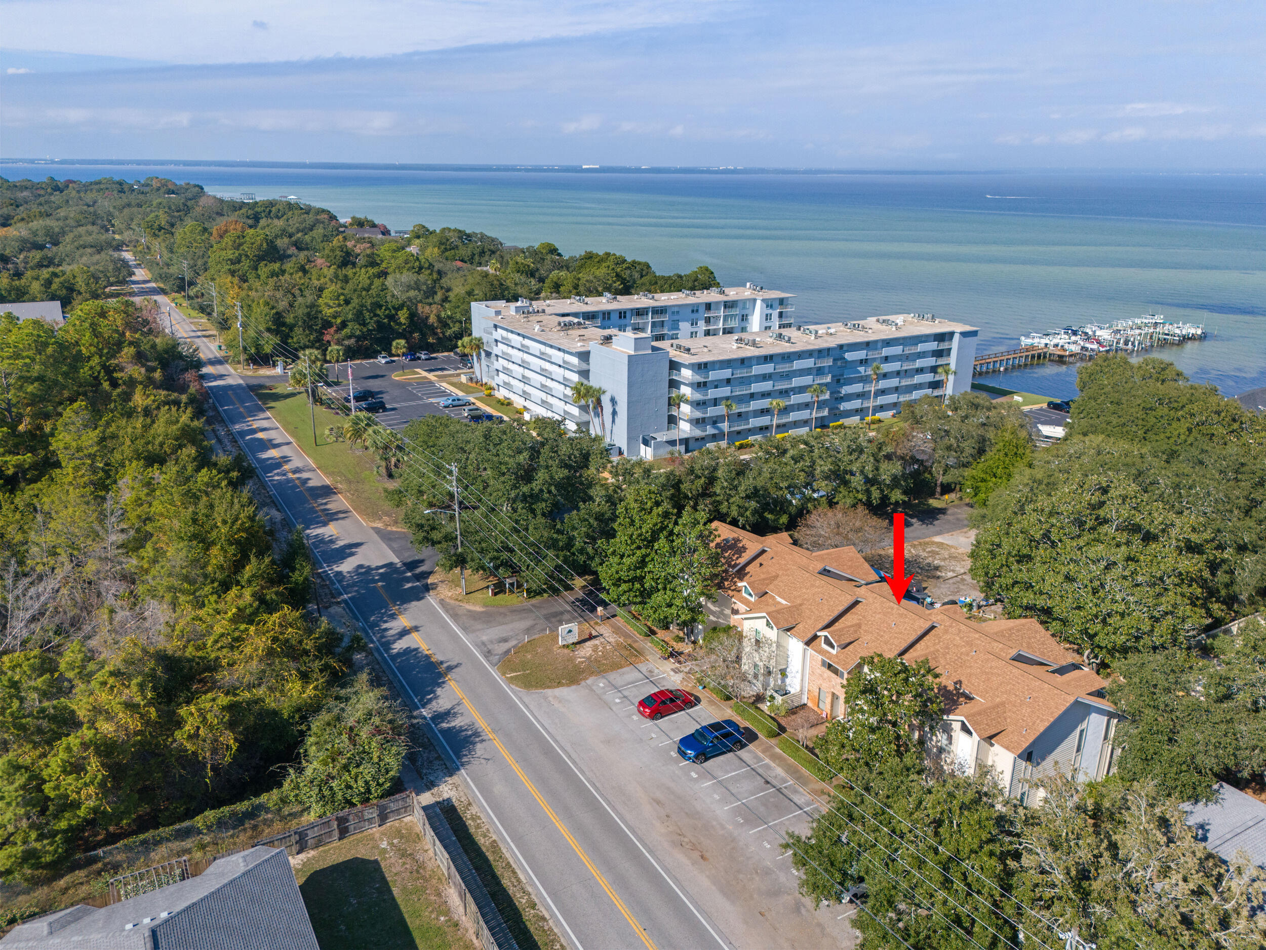 MAGNOLIA BAY CLUB T/H PH I UNIT 104 - Residential