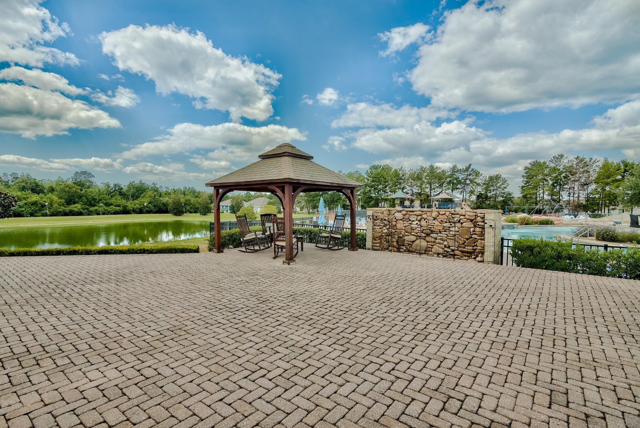 HAMMOCK BAY - MILL COTTAGES - Residential