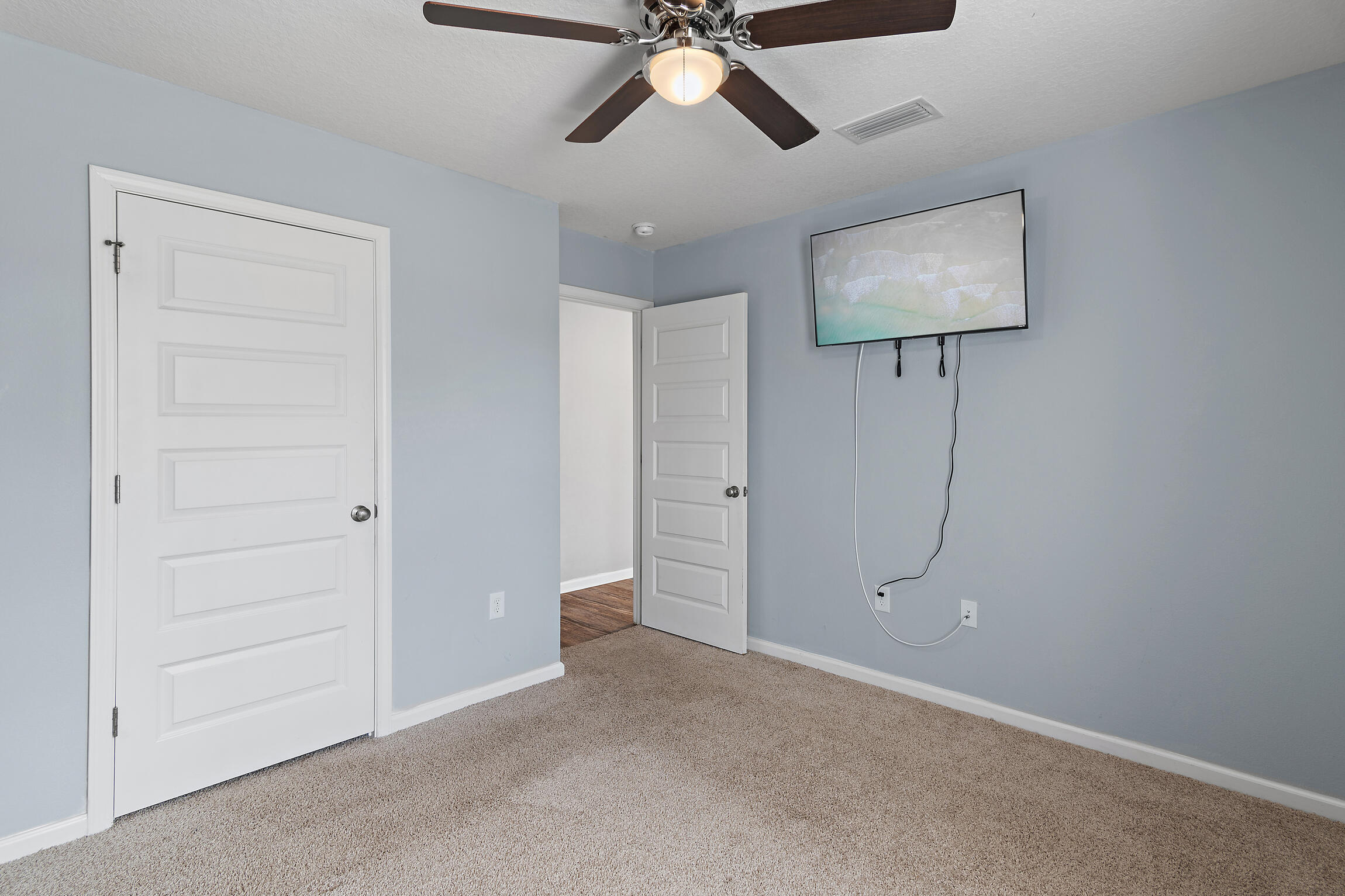 HAMMOCK BAY - MILL COTTAGES - Residential