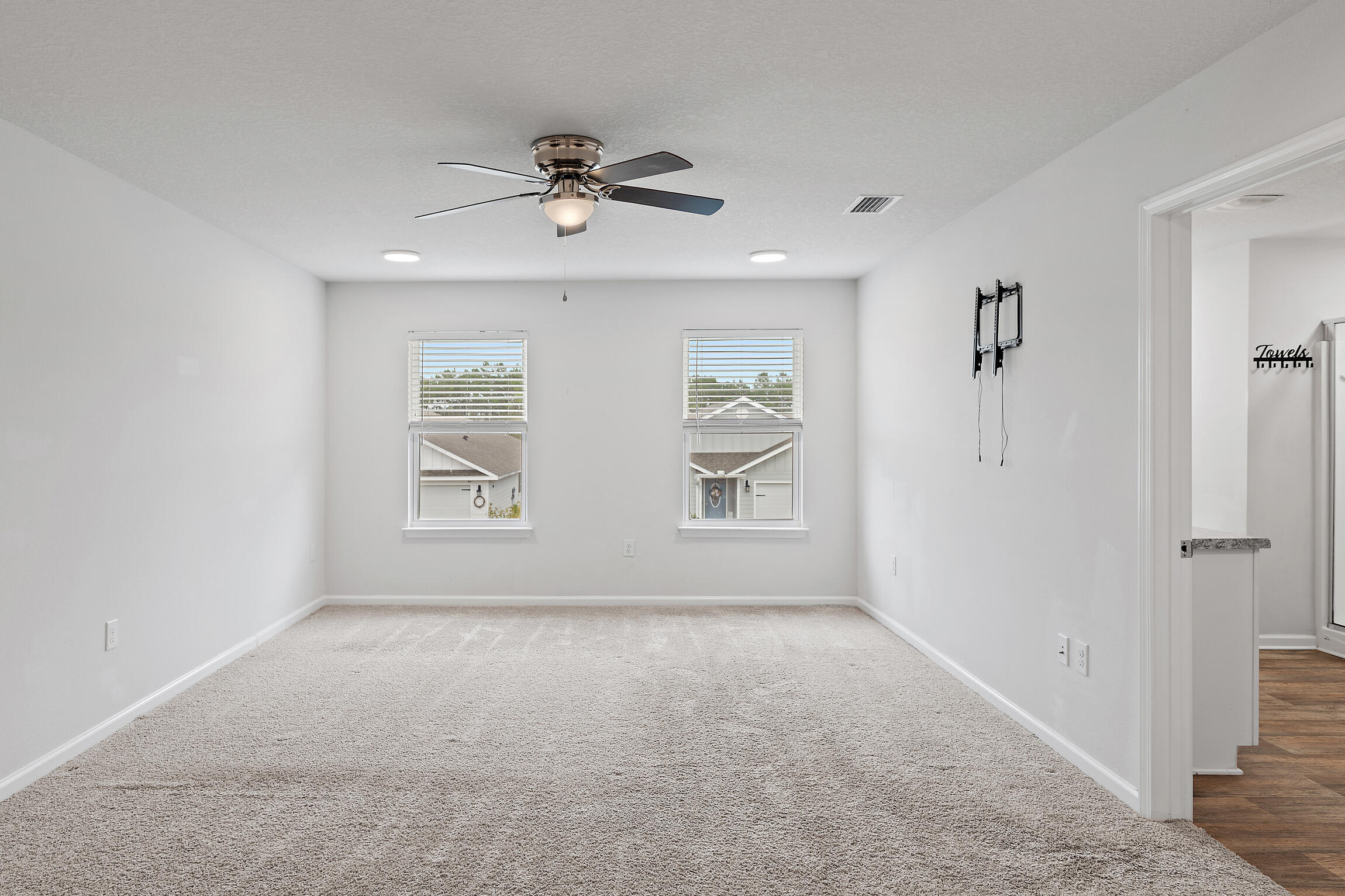 HAMMOCK BAY - MILL COTTAGES - Residential