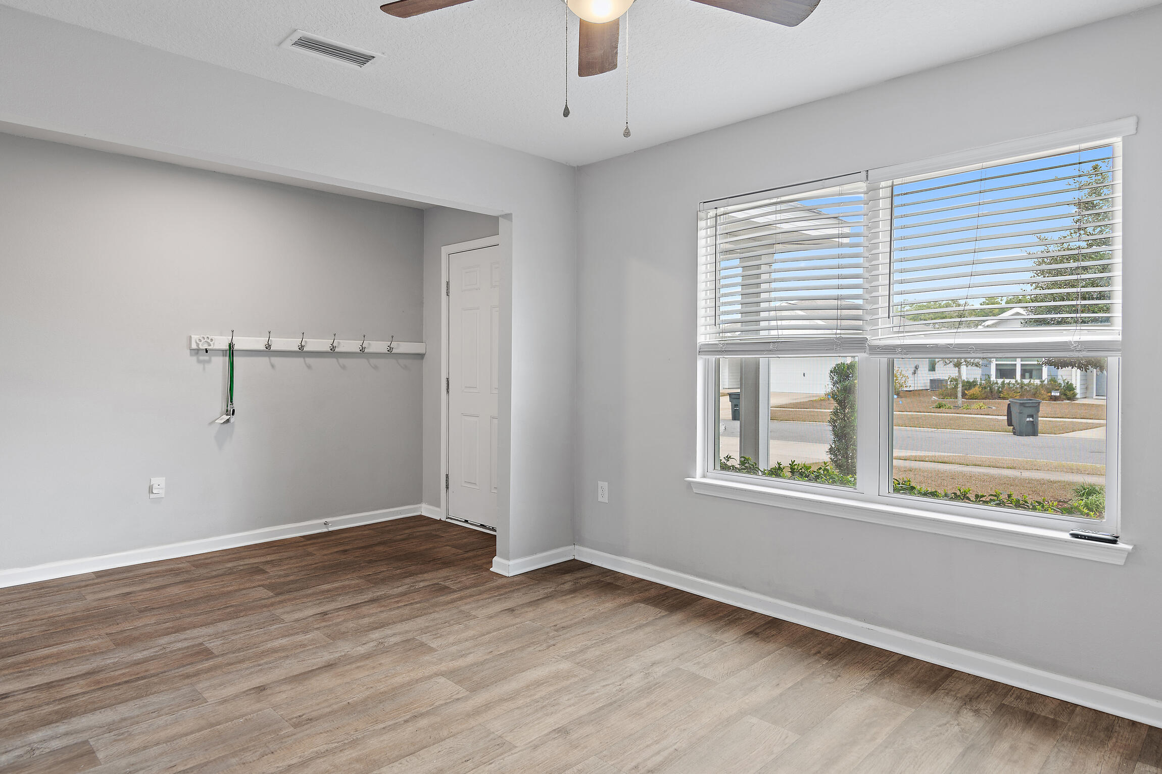 HAMMOCK BAY - MILL COTTAGES - Residential