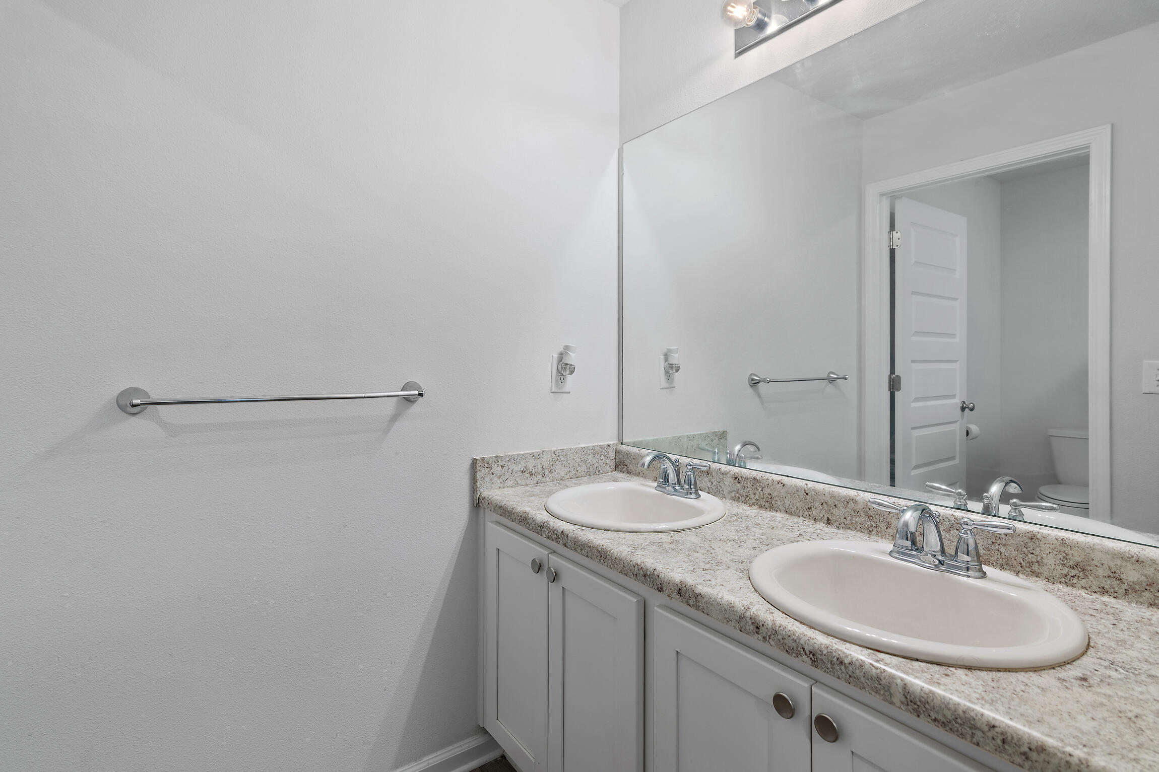 HAMMOCK BAY - MILL COTTAGES - Residential