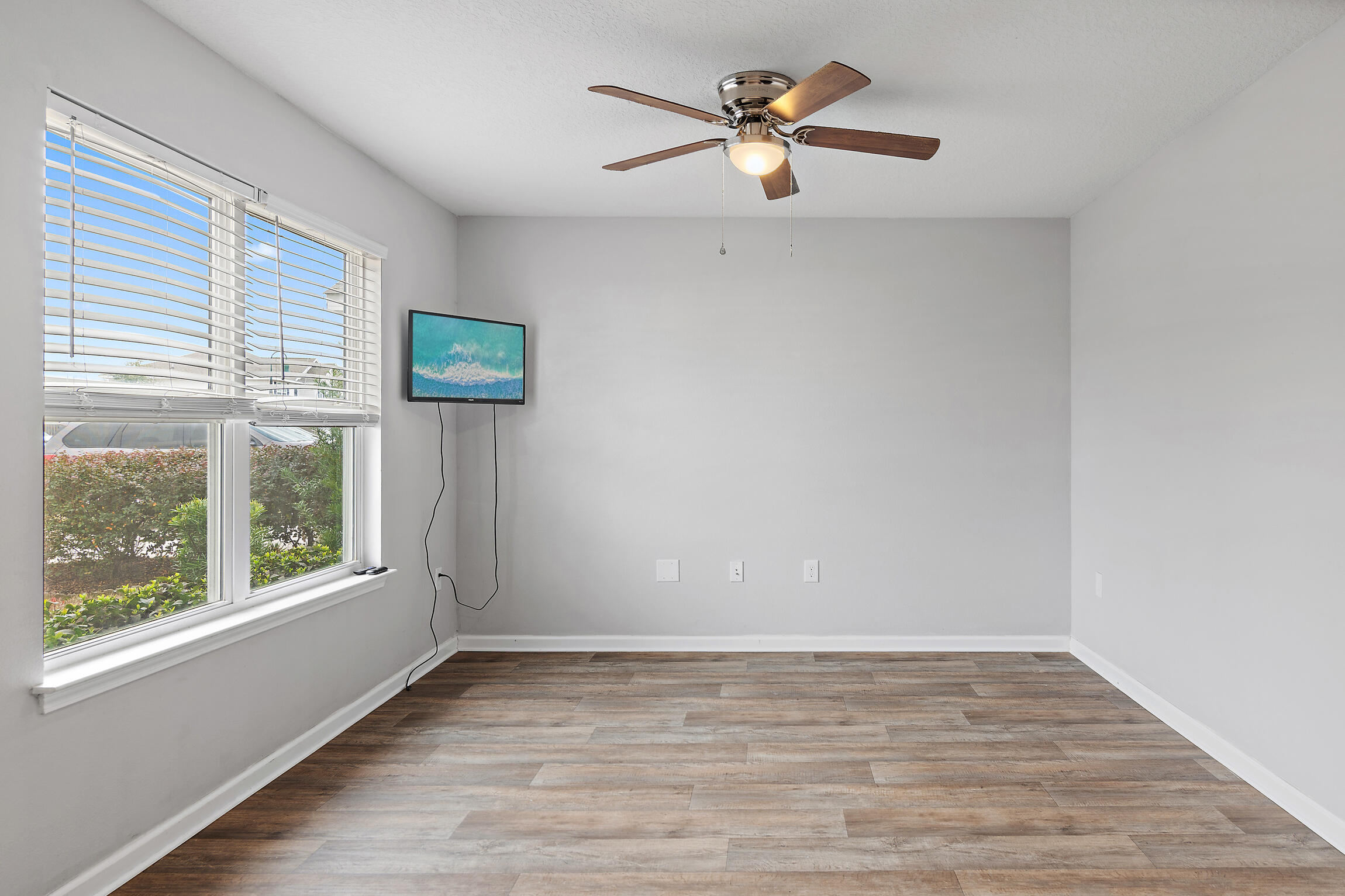 HAMMOCK BAY - MILL COTTAGES - Residential
