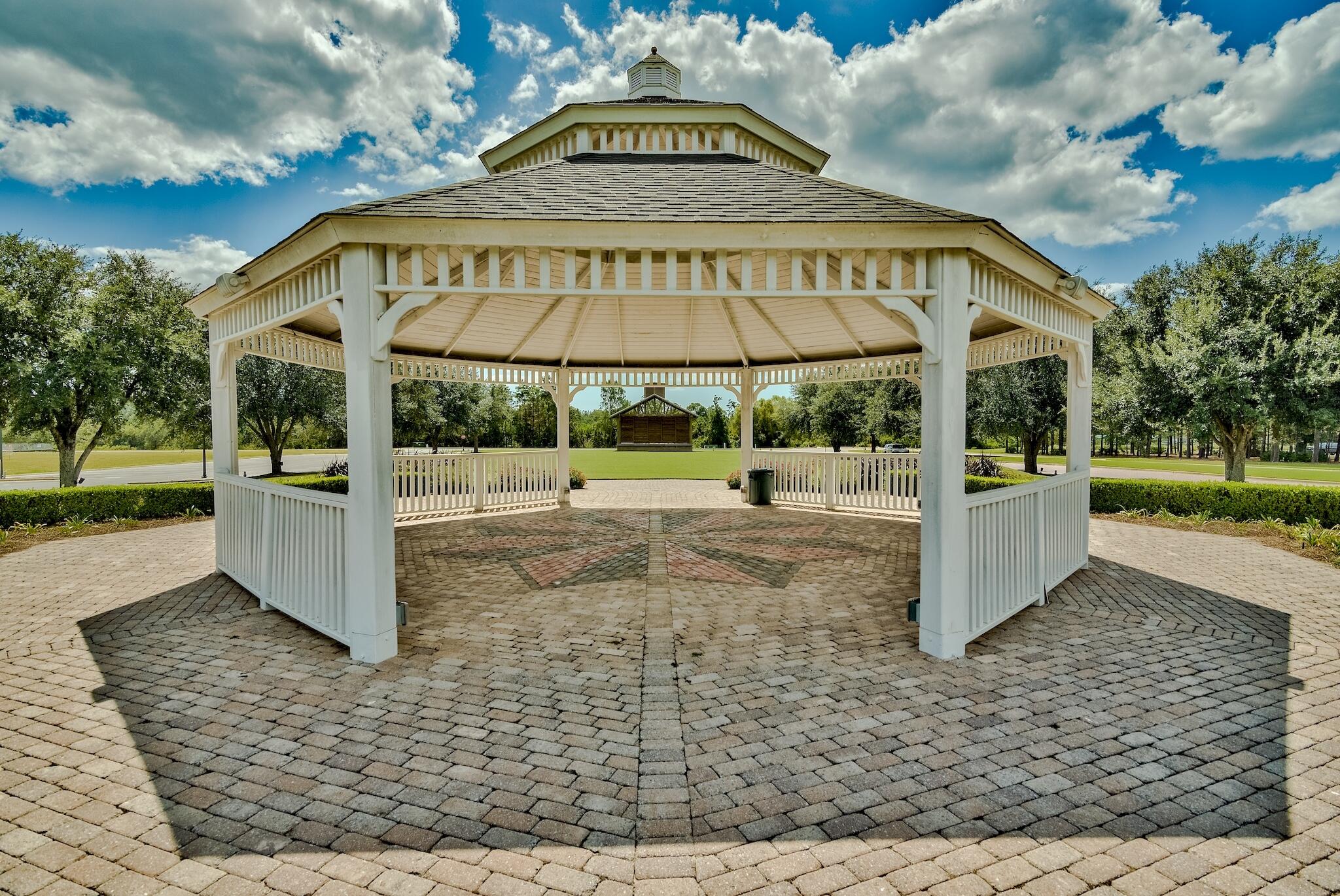 HAMMOCK BAY - MILL COTTAGES - Residential
